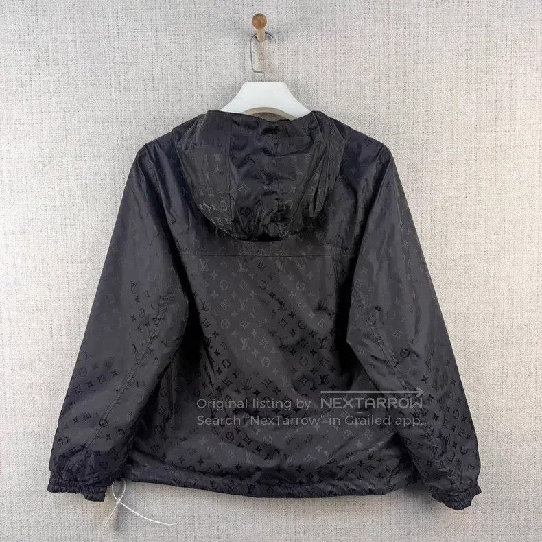 Louis Vuitton Louis Vuitton FW24 Logo Printed Reversible Hooded Long Sle Size US S / EU 44-46 / 1 - 2 Thumbnail