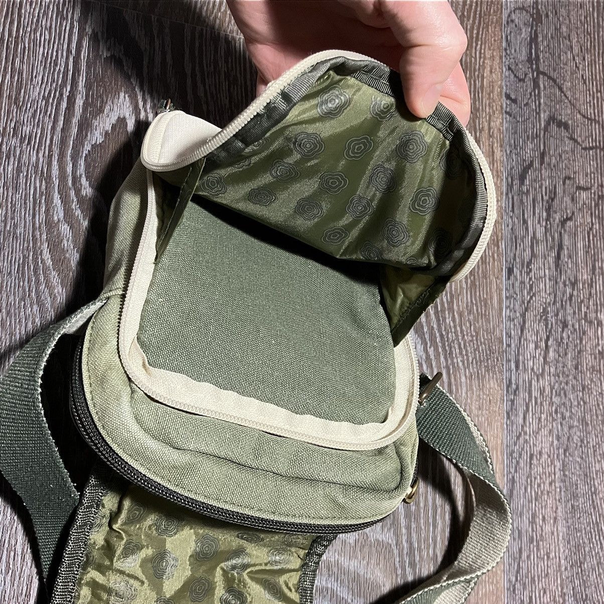 Kickers Y2K Vintage KICKERS Messenger Shoulder Bag Beige Khaki Size ONE SIZE - 14 Thumbnail