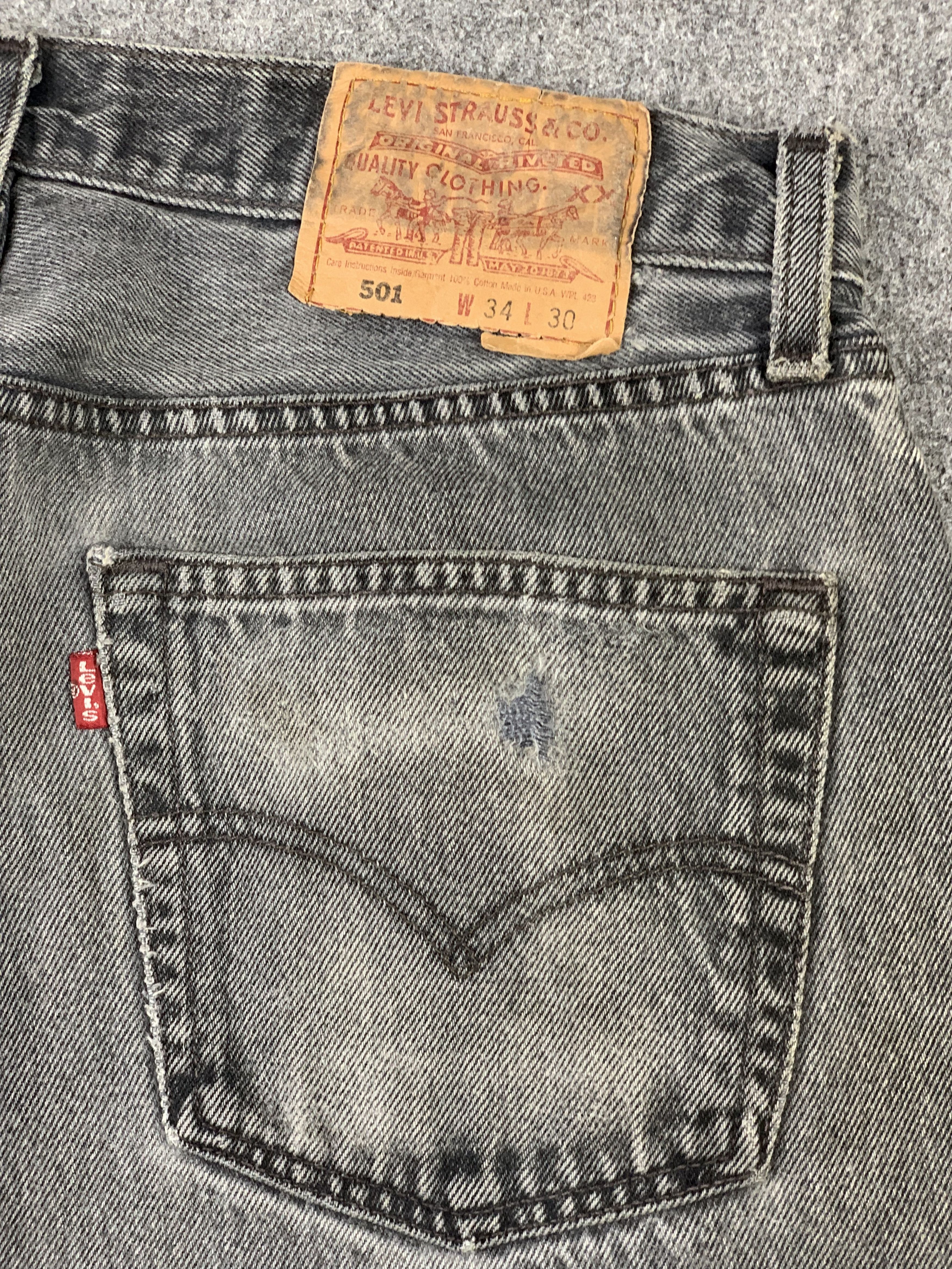 Levi's Vintage Levis 501 Faded Black Jeans DP1961 Size US 32 / EU 48 - 18 Thumbnail