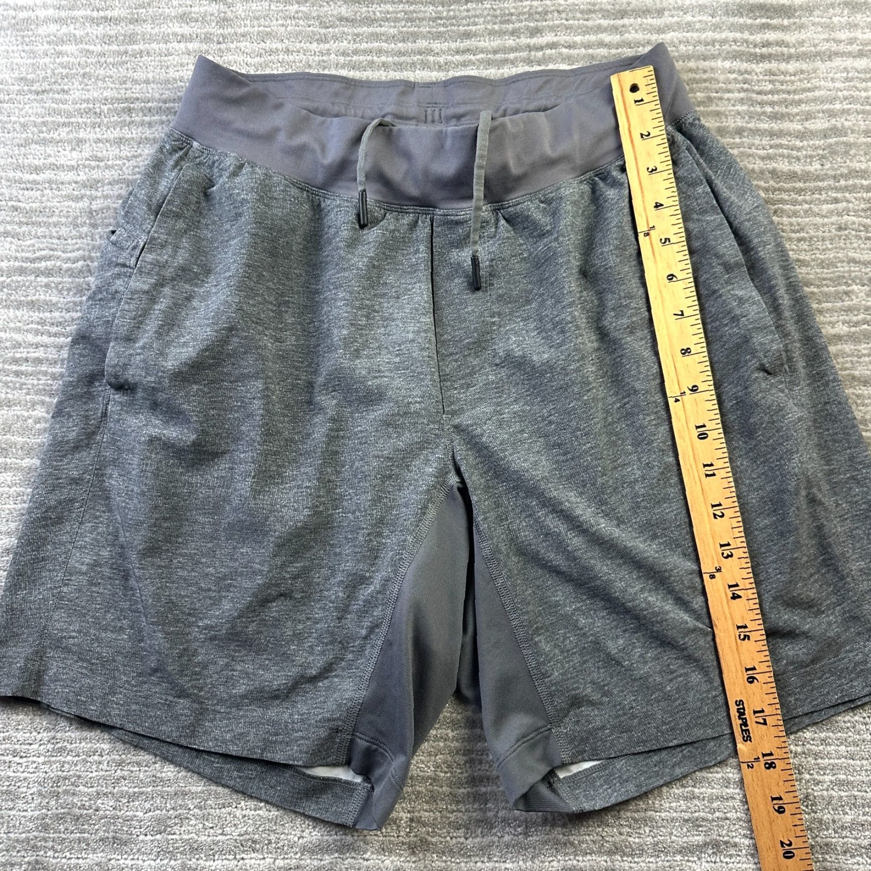 Lululemon Lululemon Shorts Mens Medium Gray 8" Running The Product Size US 31 - 7 Thumbnail