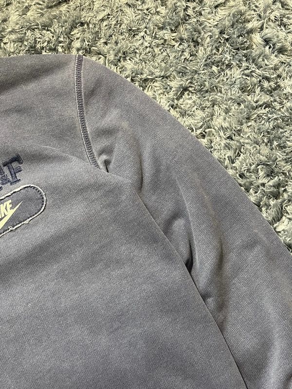 Nike Nike Y2K grey crewneck wash 2000s Size US M / EU 48-50 / 2 - 5 Thumbnail