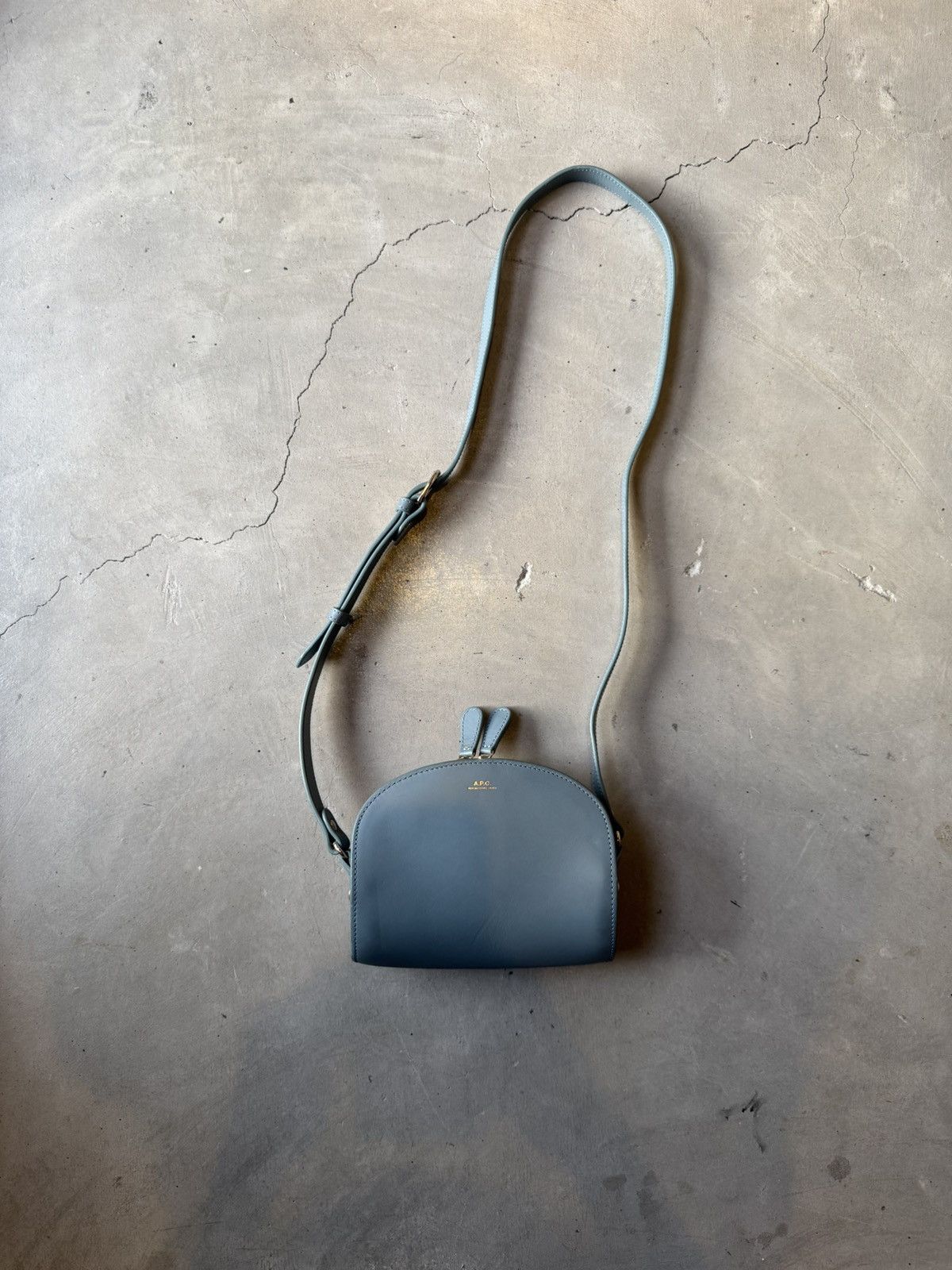 A.P.C. A.P.C. Mini Half Moon Embossed Leather Bag | Light blue Size ONE SIZE - 2 Thumbnail