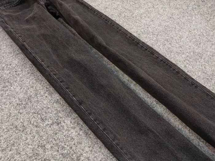 Levi's Vintage 90's levis 550 Black Denim mom Jeans Made in USA Size US 32 / EU 48 - 8 Thumbnail