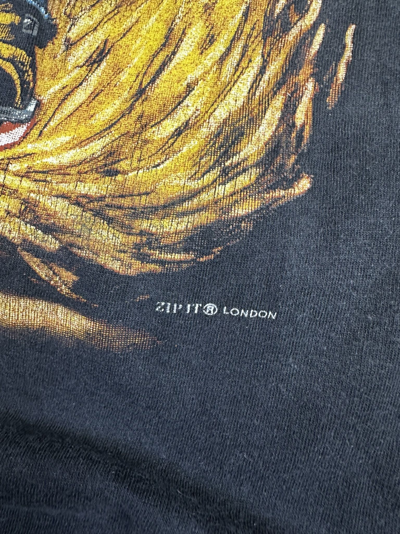 Vintage Vintage Y2k Sunfaded Zip It London Washed Faded Boxy T-shirt Size US L / EU 52-54 / 3 - 9 Thumbnail