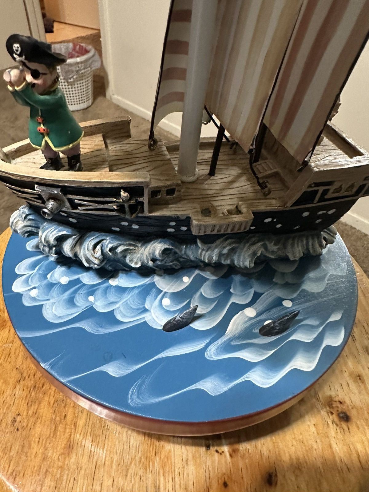 Nike Guidecraft Pirate Table Lamp in Multicolor Size ONE SIZE - 3 Thumbnail