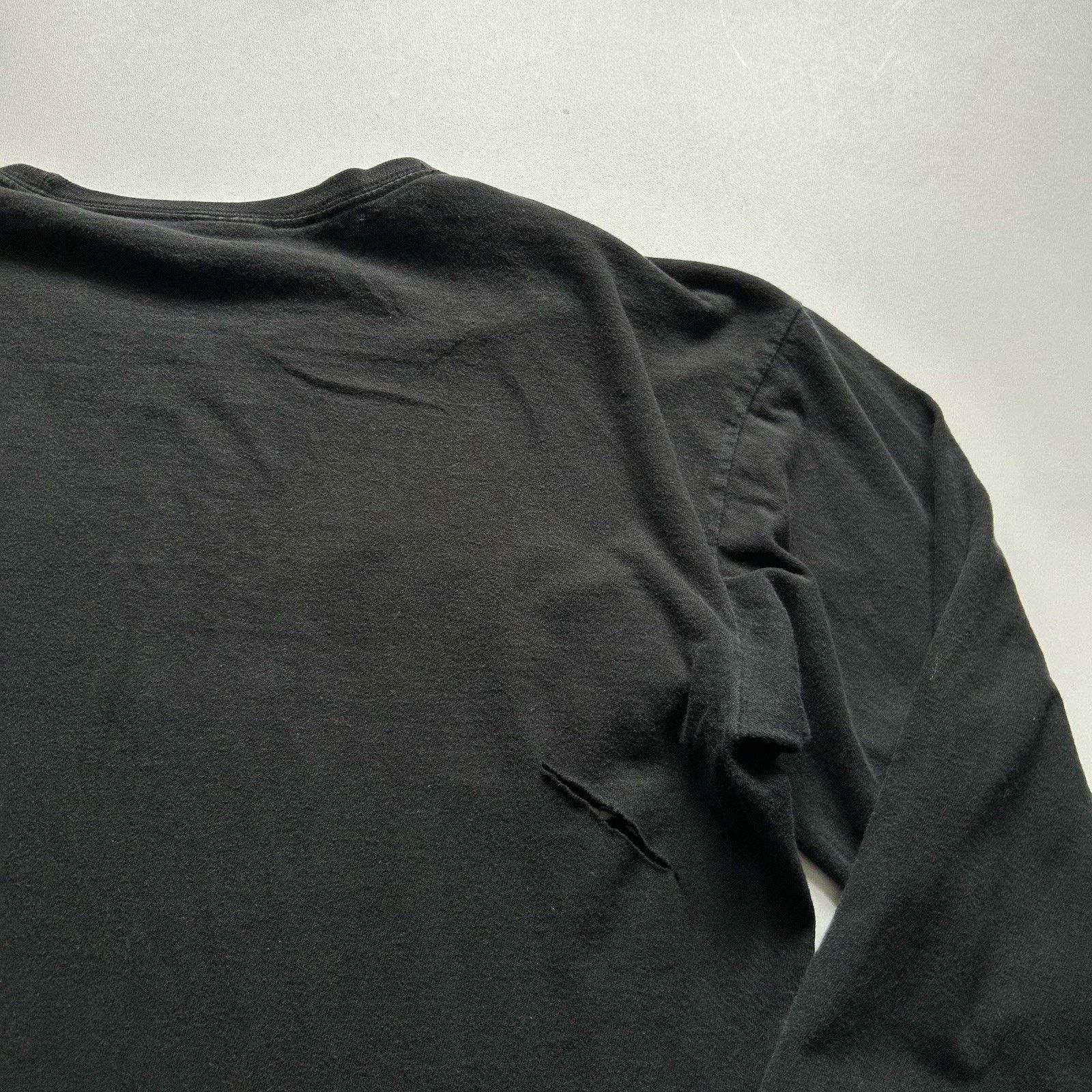 Quiksilver Vintage Quiksilver Shirt Medium Black Long Sleeve Distressed Size US M / EU 48-50 / 2 - 6 Thumbnail
