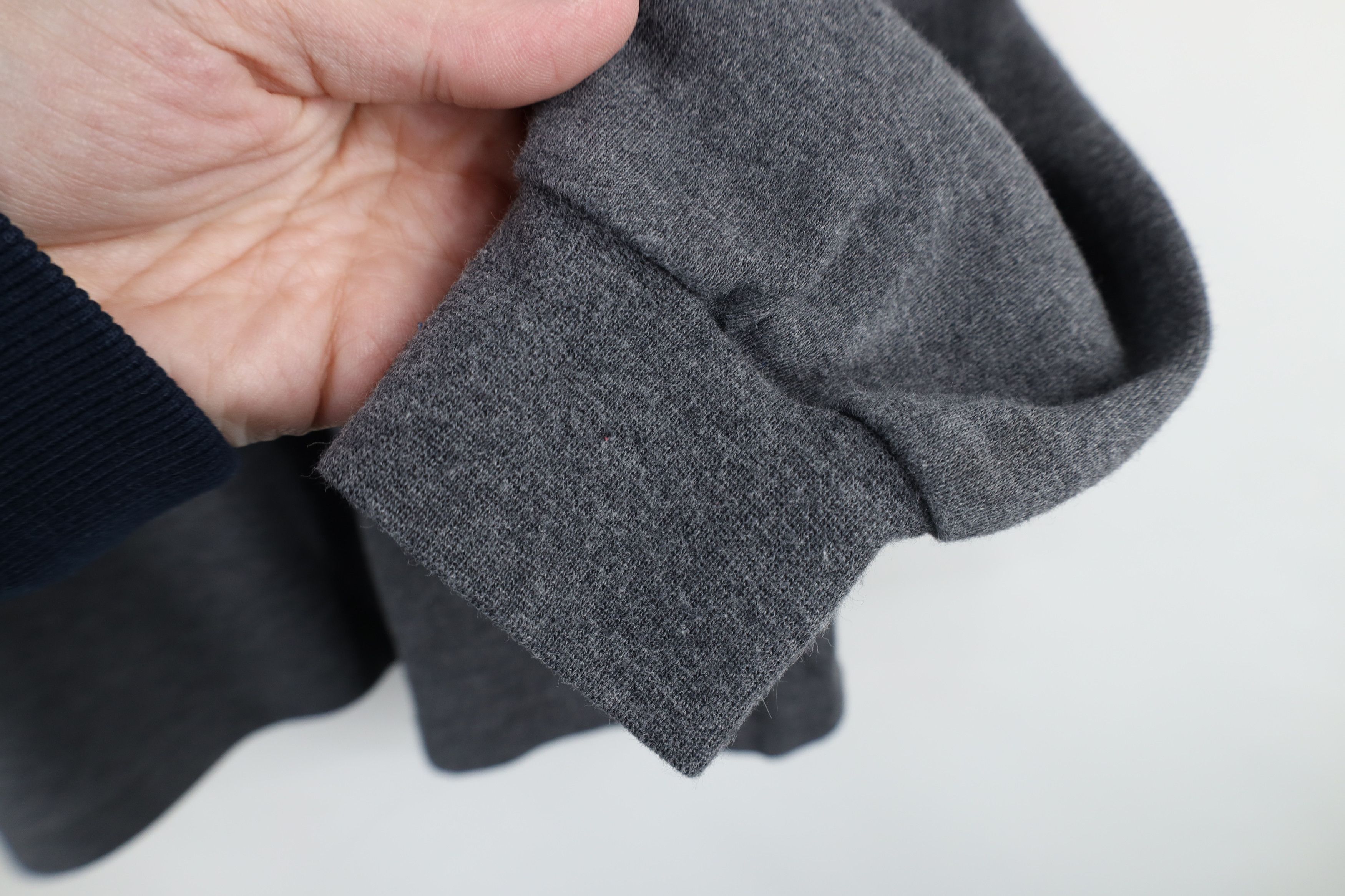 Vintage × Woolrich Woolen Mills Vintage 90s Woolrich Long Sleeve Turtleneck T-Shirt Gray Size M / US 6-8 / IT 42-44 - 4 Thumbnail