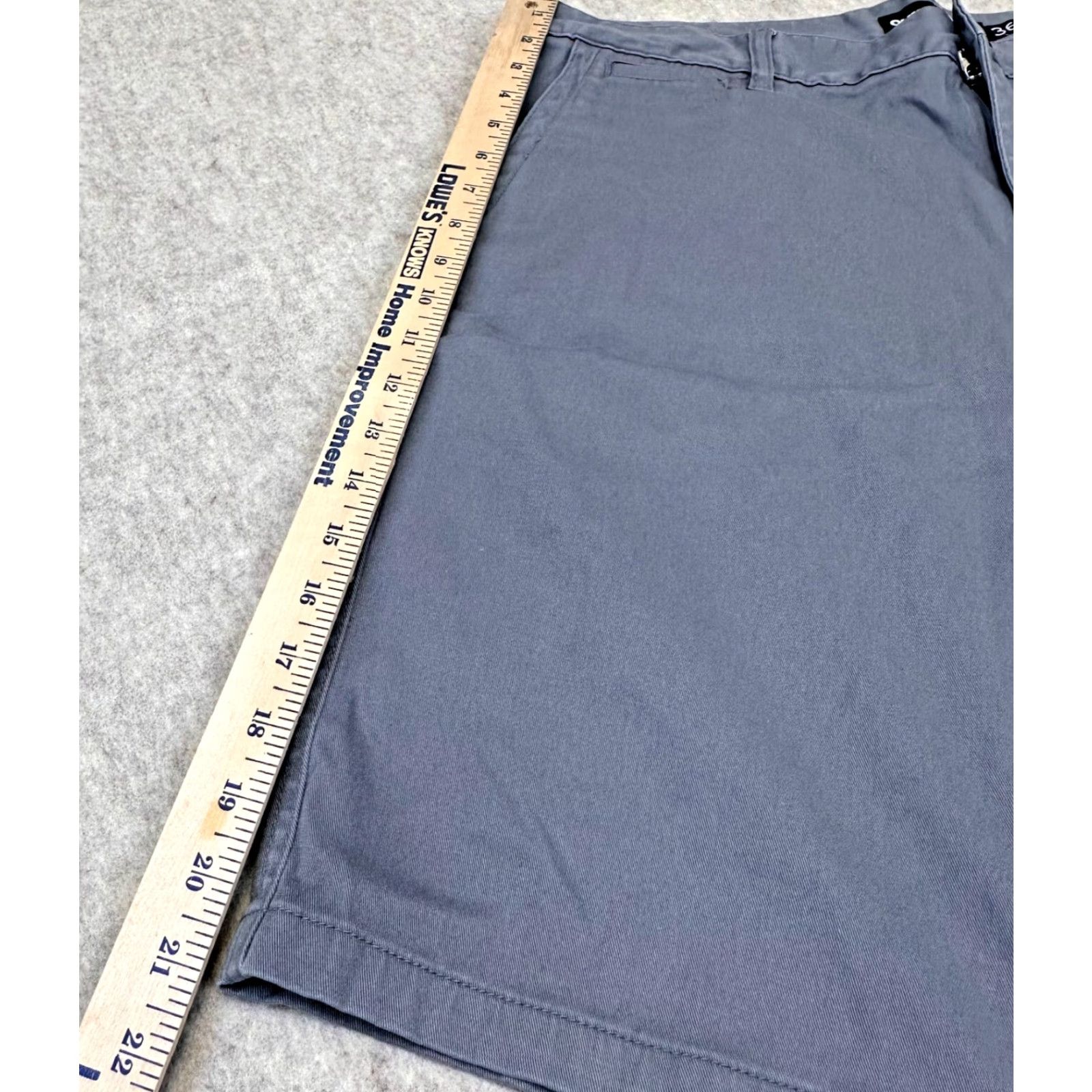 Quiksilver Quiksilver Gray Amphibian Shorts Mens 36 x 9 Flat Front Chino Board Surf Logo Pockets Easy Care 9 in Inseam Gray Mens Size US 36 / EU 52 - 5 Thumbnail