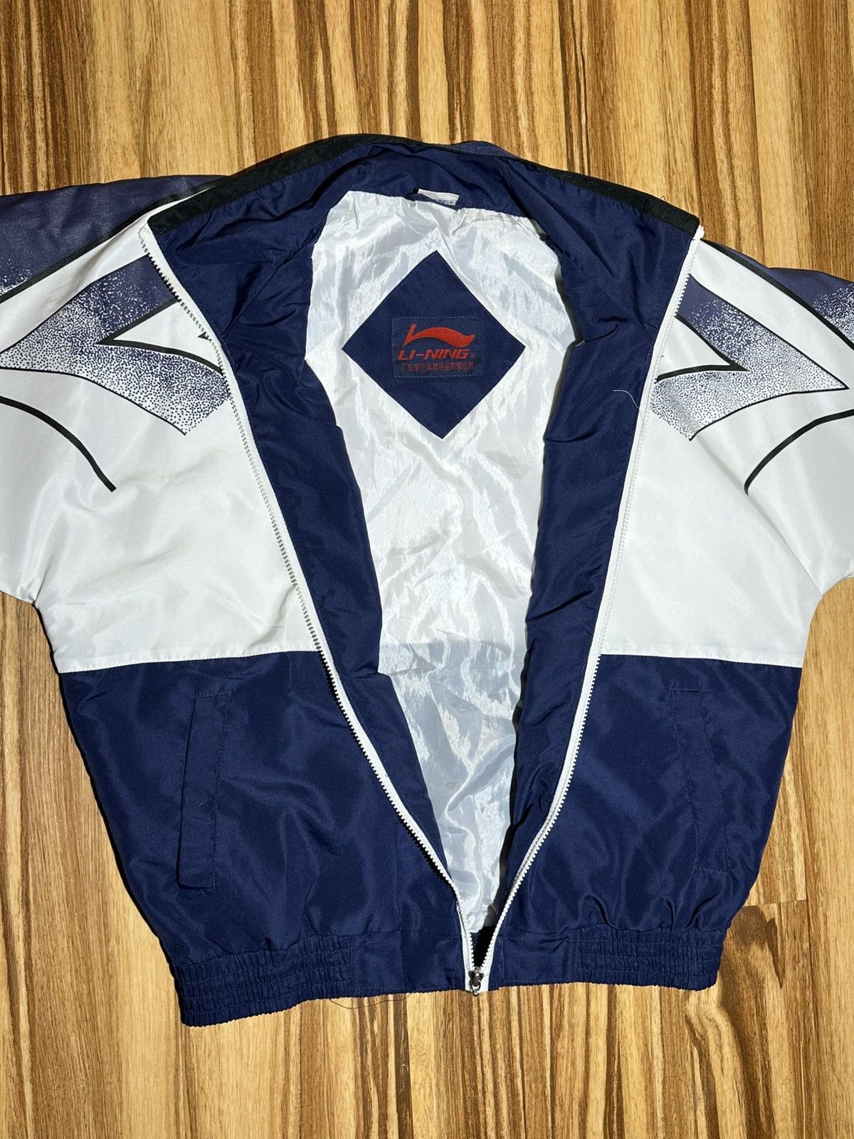 Li-Ning Vintage Li-Ning Navy And White windbreaker Size US XL / EU 56 / 4 - 9 Thumbnail