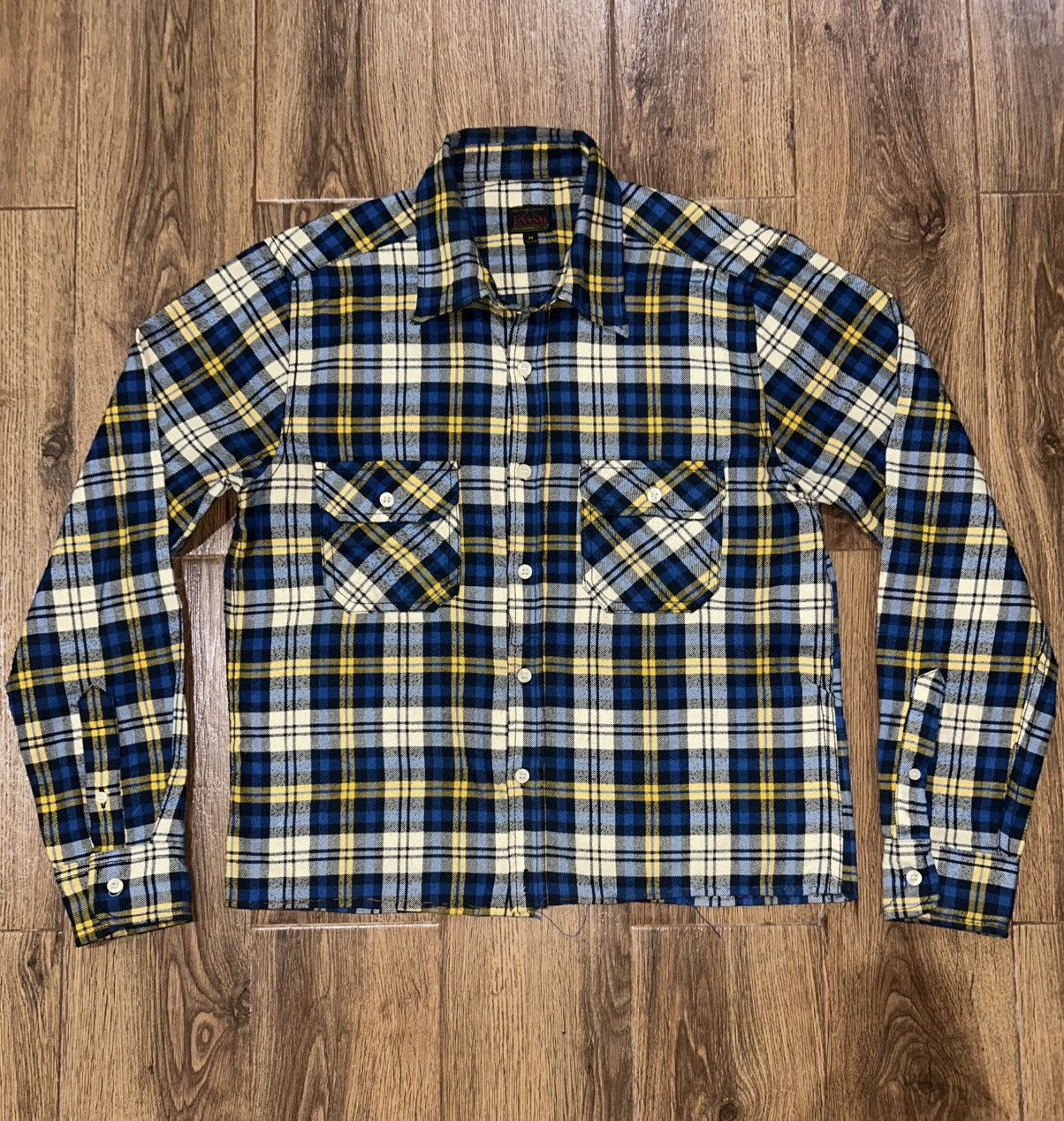 Evisu Evisu Cropped Plaid Check Flannel Shirt Size M / US 6-8 / IT 42-44 - 1 Thumbnail