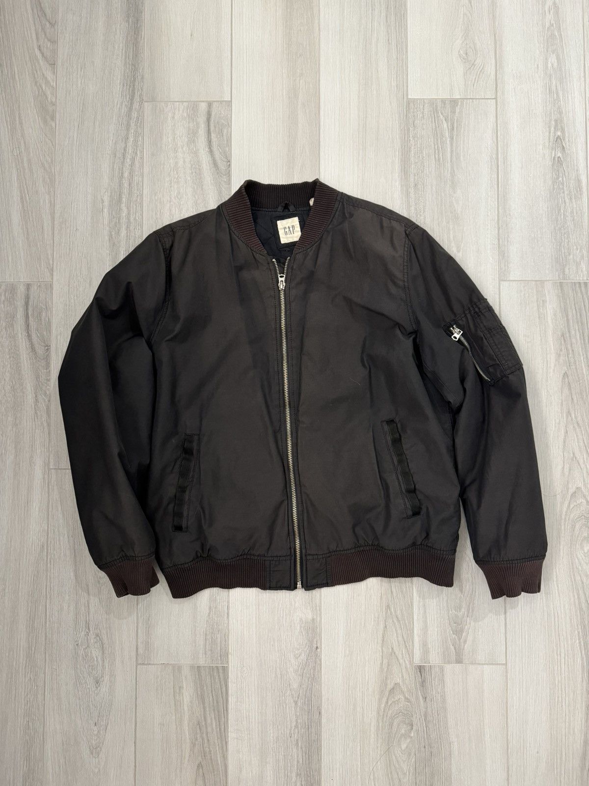 Gap nylon bomber jacket deals