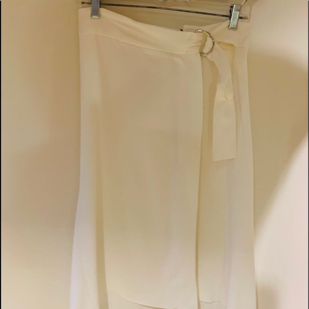 Zara Zara Woman BN white skirt Dize S with side slit Size 26" / US 2 / IT 38 - 6 Thumbnail