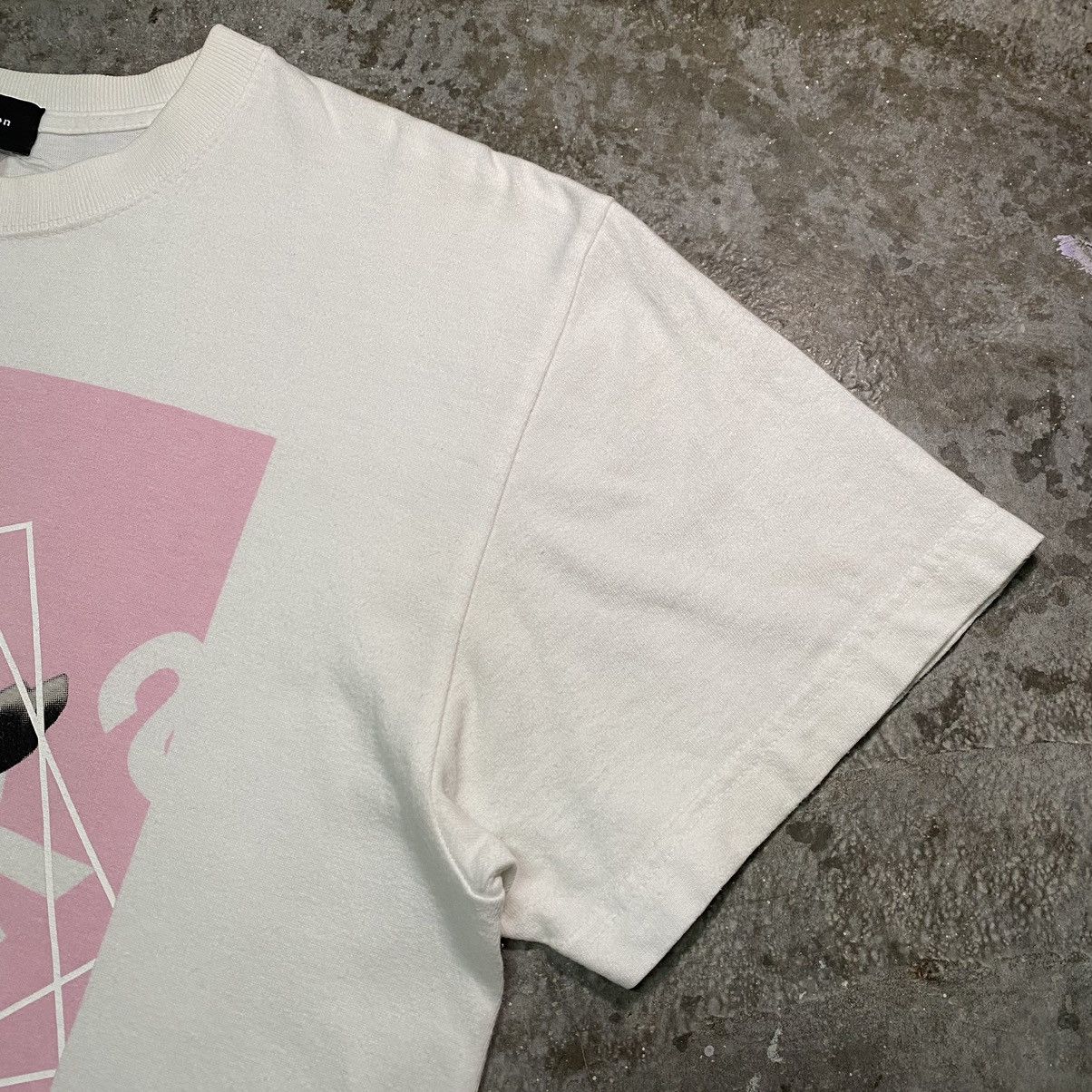 Band Tees SAKANACTION EUREKA HAND SIGN PHOTO TEE Size US M / EU 48-50 / 2 - 6 Thumbnail