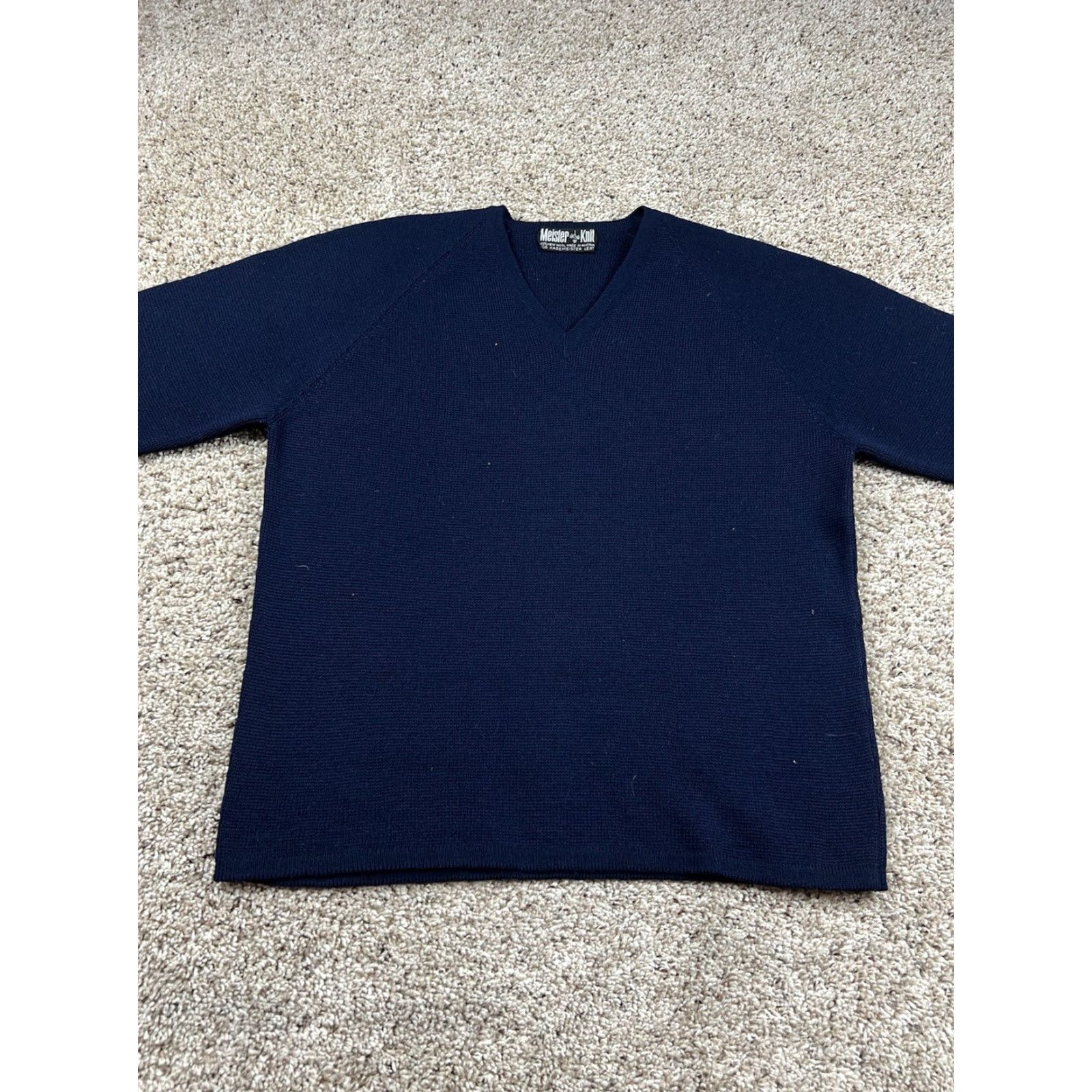 Vintage VINTAGE MEISTER Sweater Womens Large Wool Blue V-Neck Long Sleeve Pullover Knit 100% Wool Classic Preppy Snowfall Fall Winter Negl? Size L / US 10 / IT 46 - 3 Thumbnail
