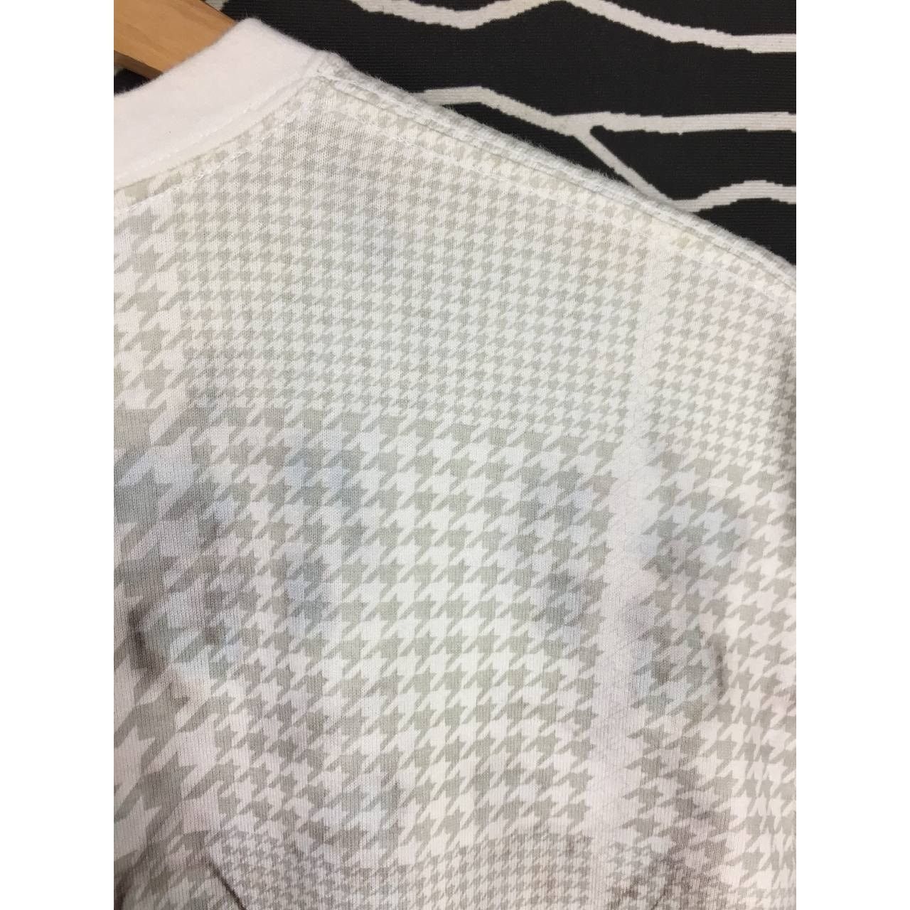 Japanese Brand × Swagger × Vintage Vtg Y2K Swagger Made In Japan Patterned Long Sleeve Tee Size US L / EU 52-54 / 3 - 16 Thumbnail