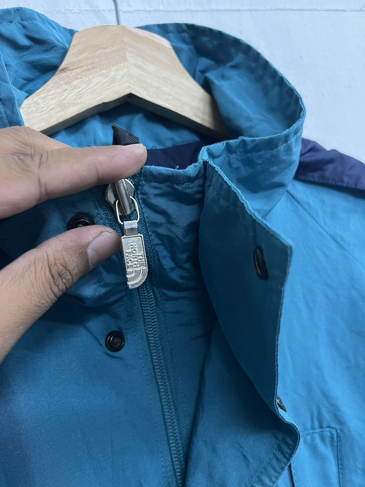 The North Face Vintage 90s The North Face Light Jacket Size US M / EU 48-50 / 2 - 10 Thumbnail