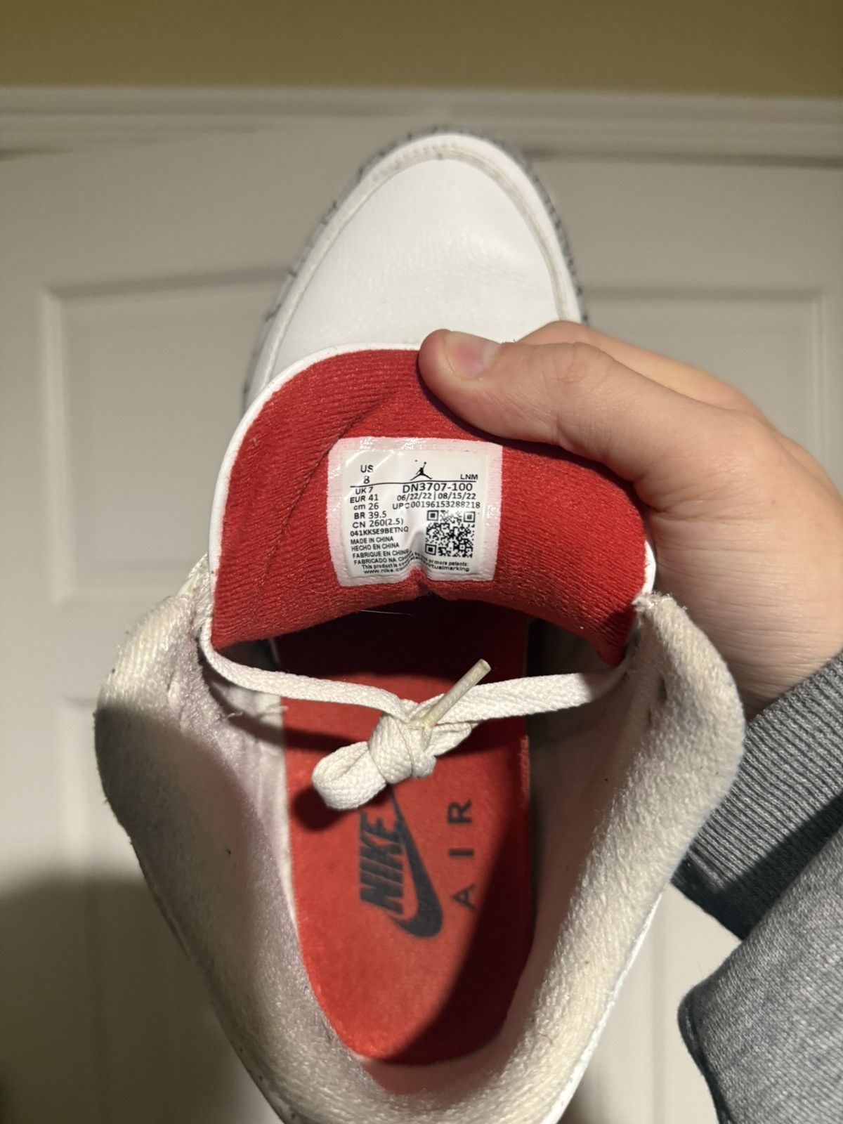 Nike Jordan 3 White Cement Reimagined Size US 8 / EU 41 - 7 Thumbnail