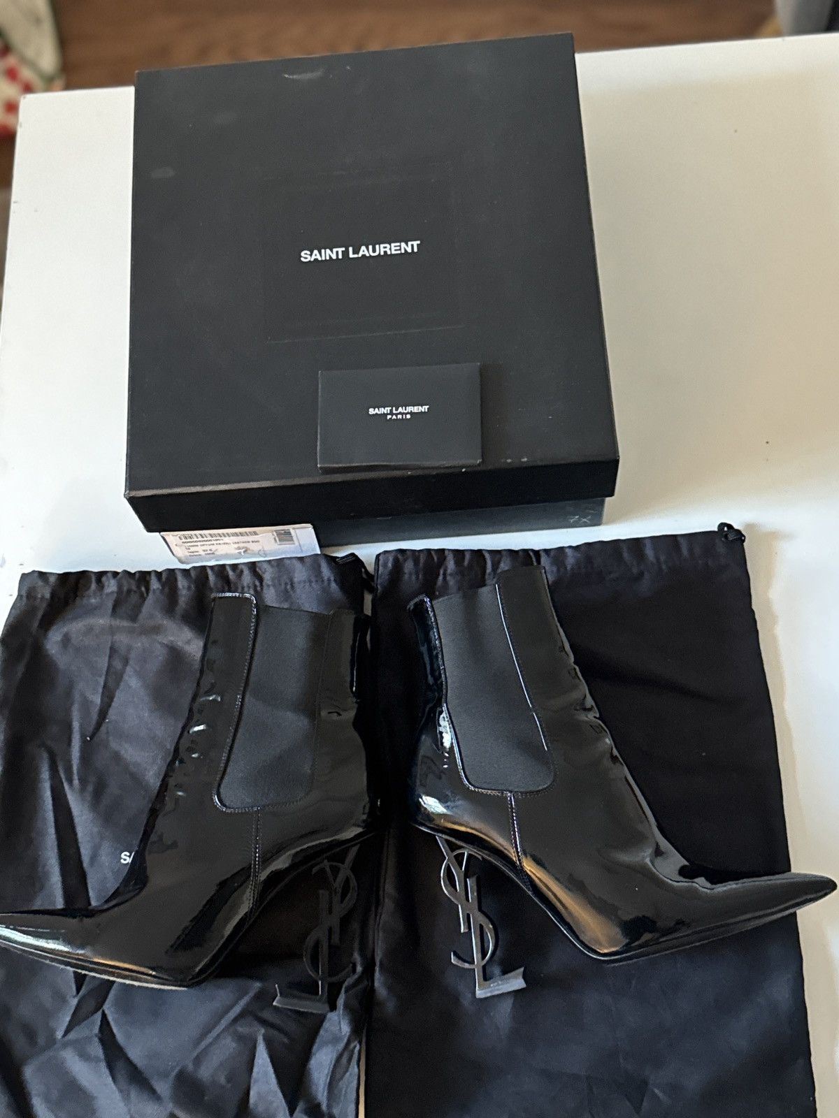 Yves Saint Laurent Yves Saint Laurent Ankle Chelsea Signature Boots Size US 7 / IT 37 - 7 Thumbnail