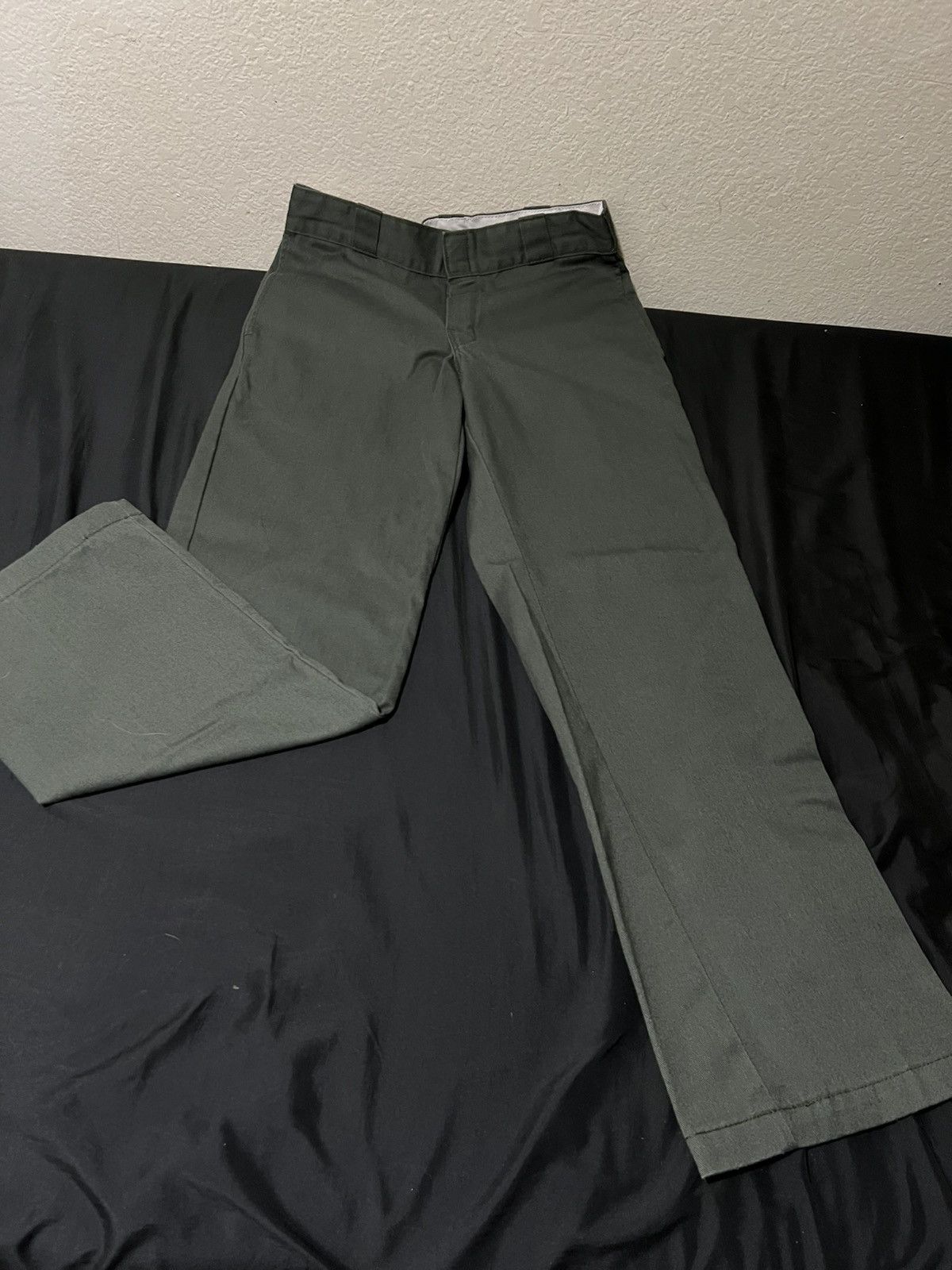 Dickies Olive Green Dickies Cargo Jeans Size US 30 / EU 46 - 1 Thumbnail