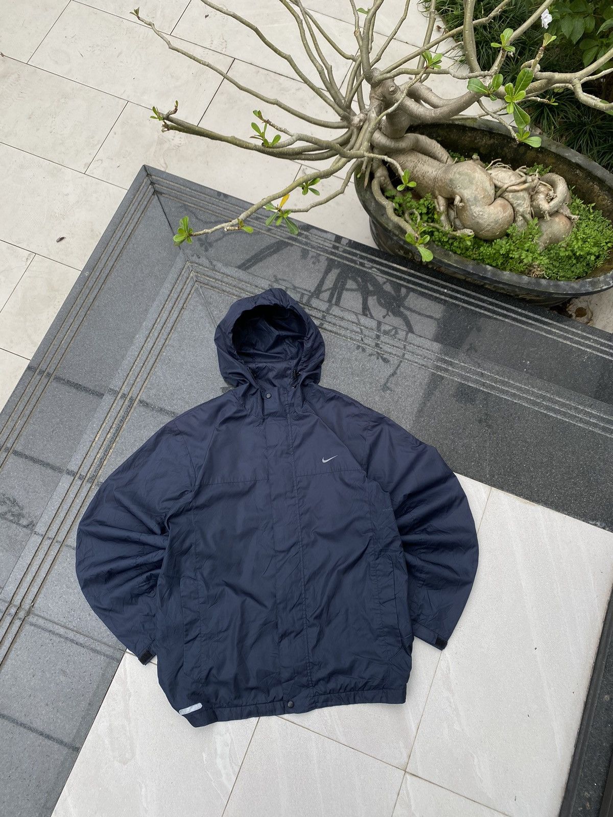 Nike × Vintage 90S NIKE VINTAGE BASIC LOGO Y2K OVERSIZED NYLON JACKET Size US L / EU 52-54 / 3 - 1 Thumbnail