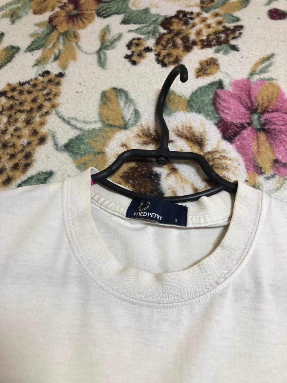Fred Perry Fred Perry Crew Neck Embroidered Logo T-Shirt Casual Fit Size US S / EU 44-46 / 1 - 9 Thumbnail