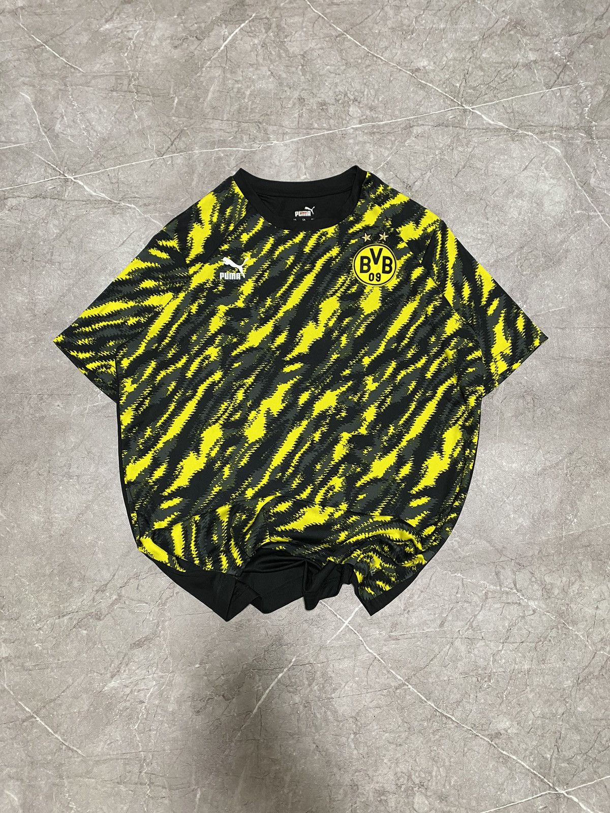 Puma Puma BVB Borussia Dortmund 2020 Training Soccer Jersey Y2K Size US L / EU 52-54 / 3 - 3 Thumbnail