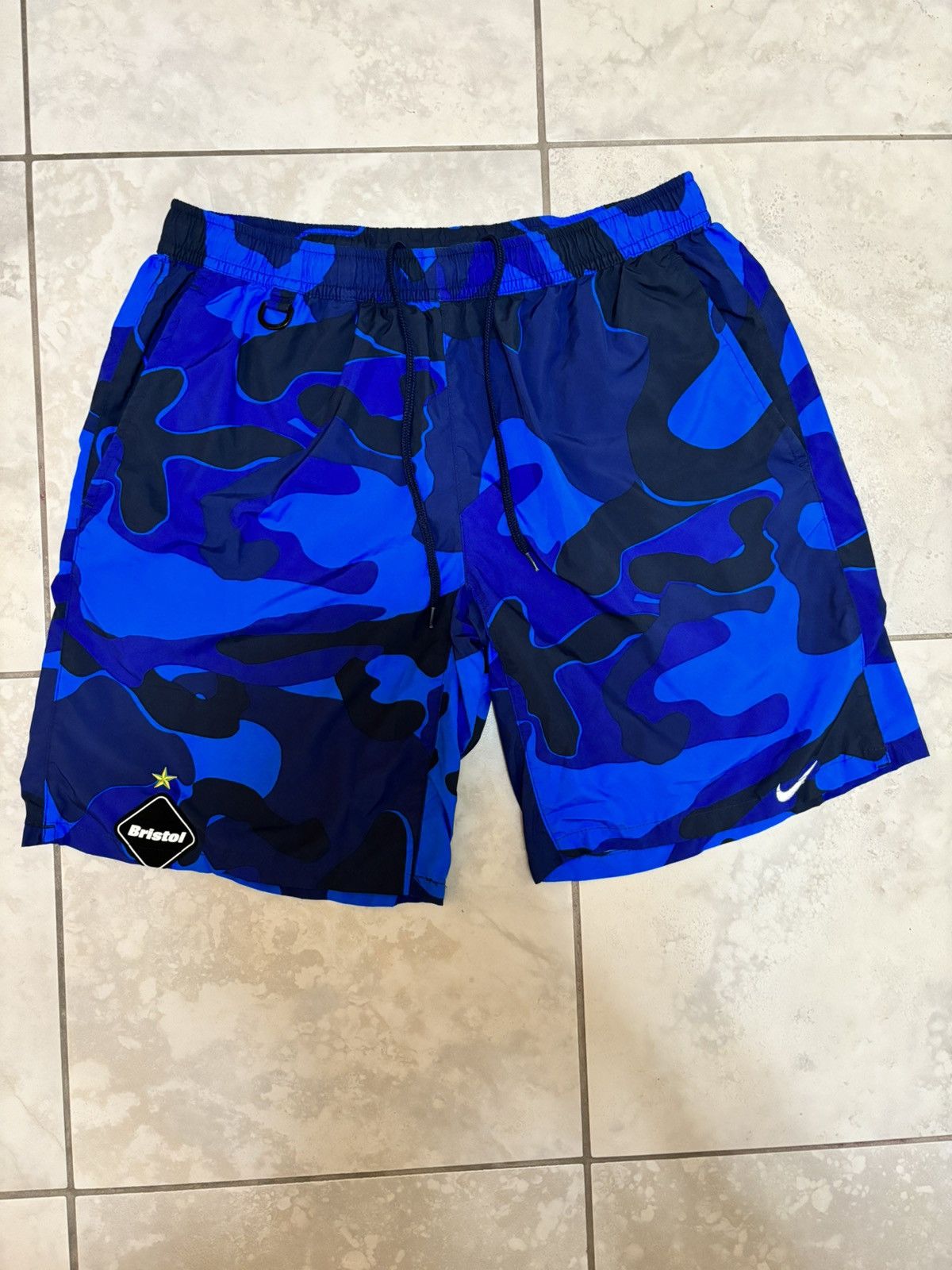 Nike × Rare × Streetwear rare 2017 NIKE F.C. REAL BRISTOL CAMO PRACTICE  SHORTS | Grailed