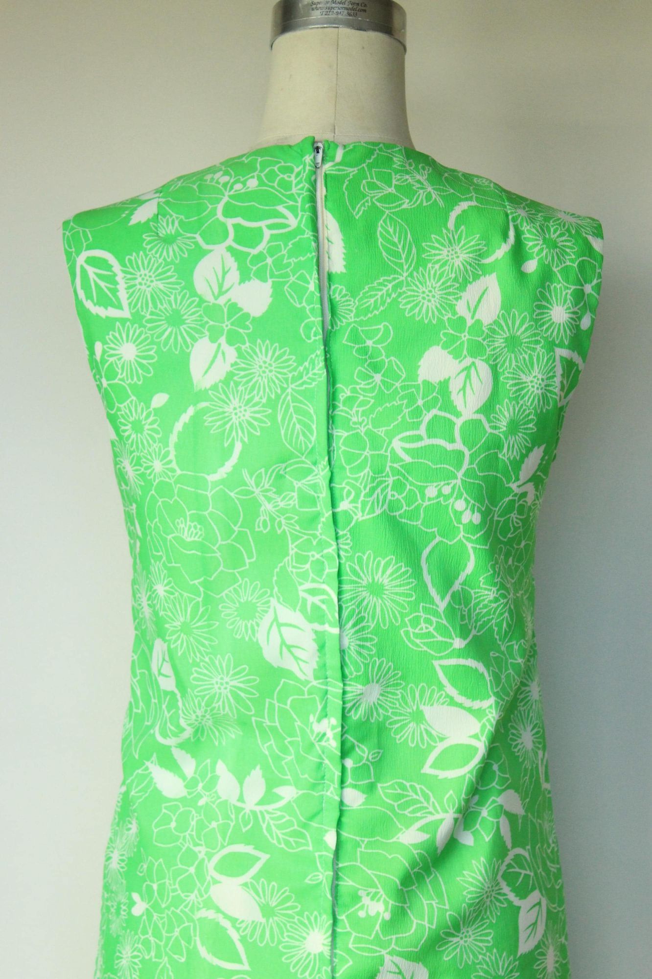 Vintage Vintage 1960s Dress, Volup Fritzi Green and White Floral Pri Size M / US 6-8 / IT 42-44 - 10 Thumbnail