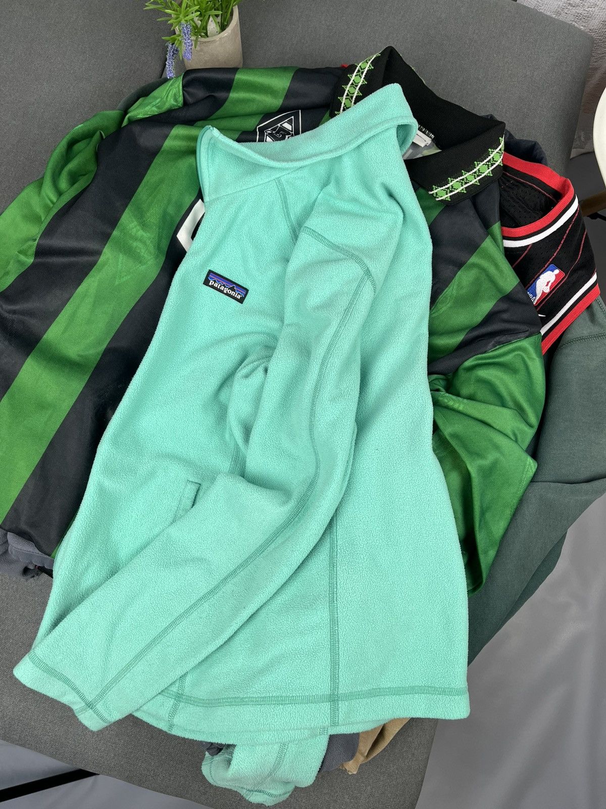 Patagonia ⛰️PATAGONIA WOMENS OUTDOOR FLEECE ZIP UP Size S / US 4 / IT 40 - 2 Thumbnail
