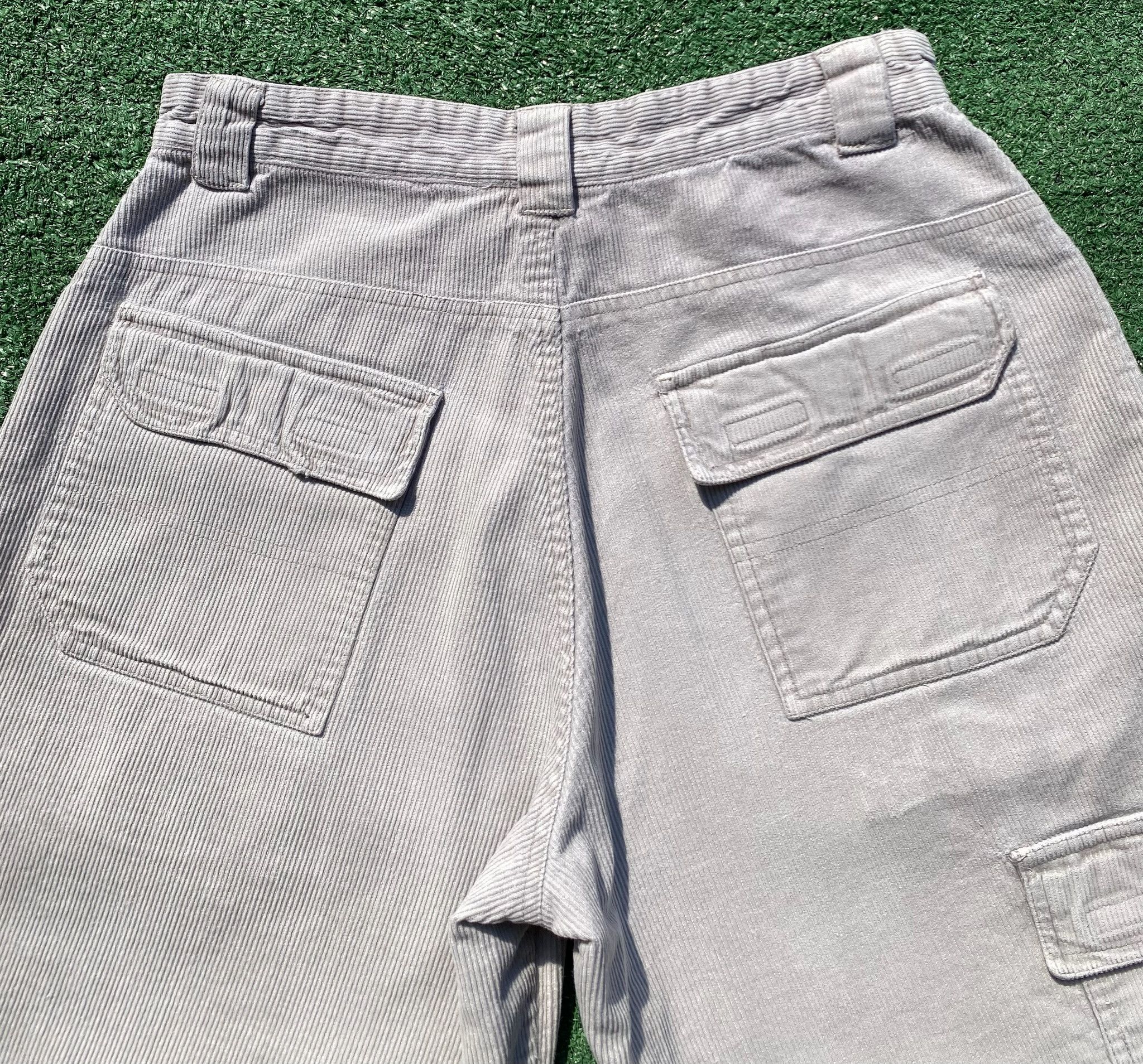 Burnside Y2K Burnside Corduroy Pocket Beige Shorts Men’s Size 29 Size US 29 - 6 Thumbnail