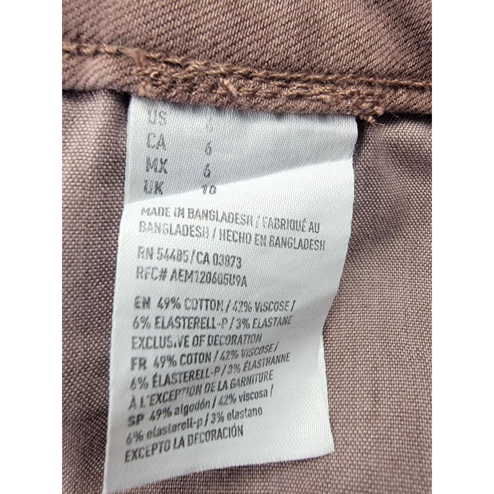 American Eagle Outfitters VINTAGE? No. (Oops) Size 28" / US 6 / IT 42 - 6 Thumbnail