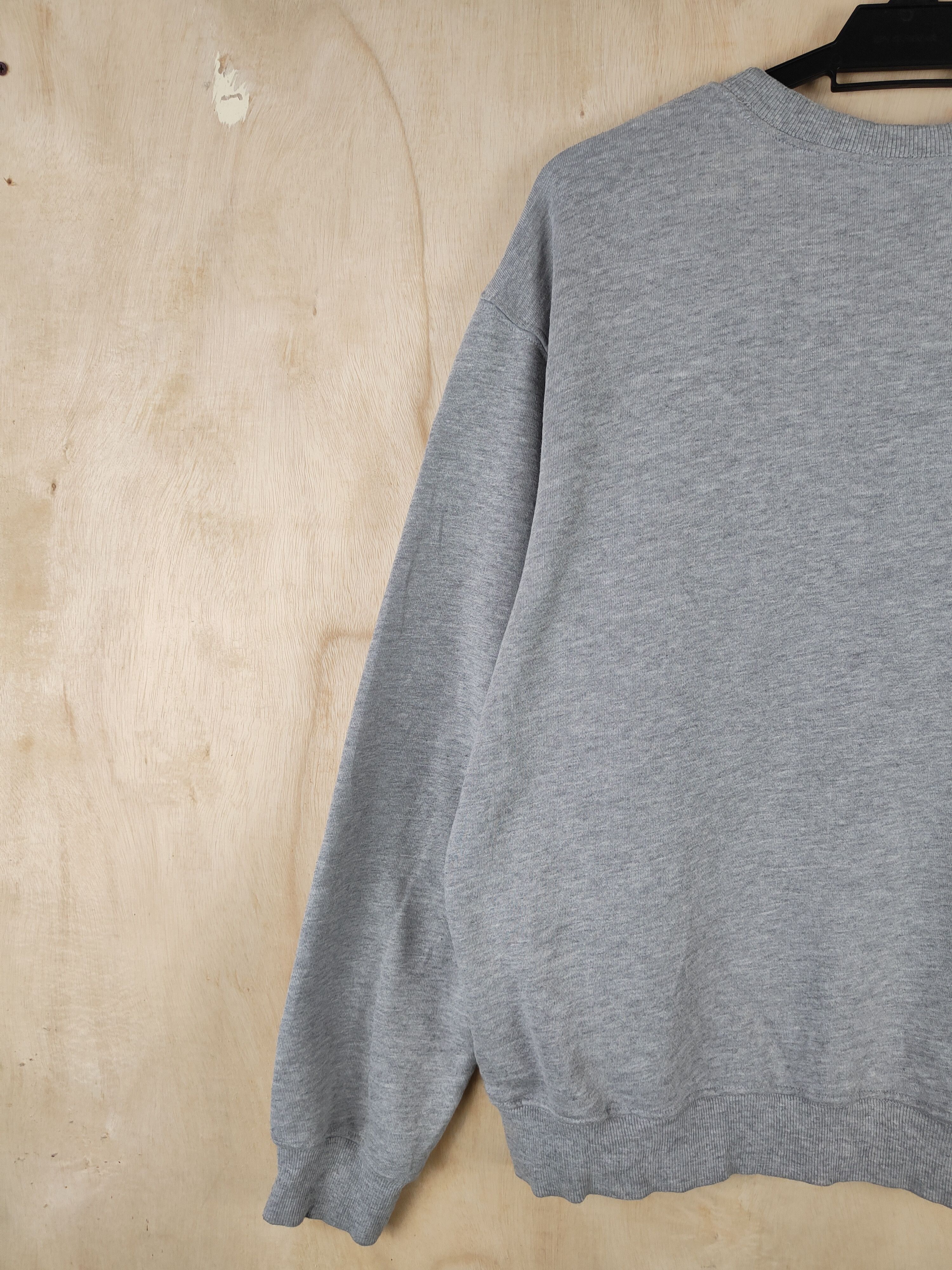 Japanese Brand × Vintage Love Thirteen Gray Sweatshirts #S2518 Size US L / EU 52-54 / 3 - 9 Thumbnail