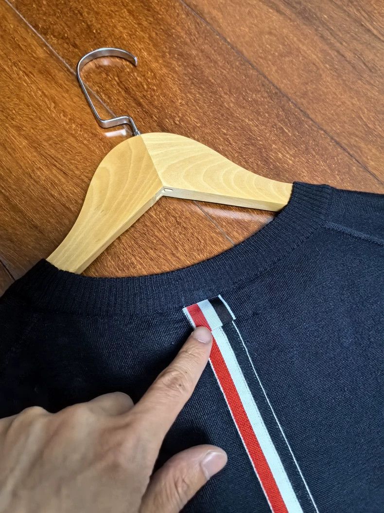Thom Browne Thom Browne size4 A striped wool sweater with a ribbon on t Size US XL / EU 56 / 4 - 3 Thumbnail