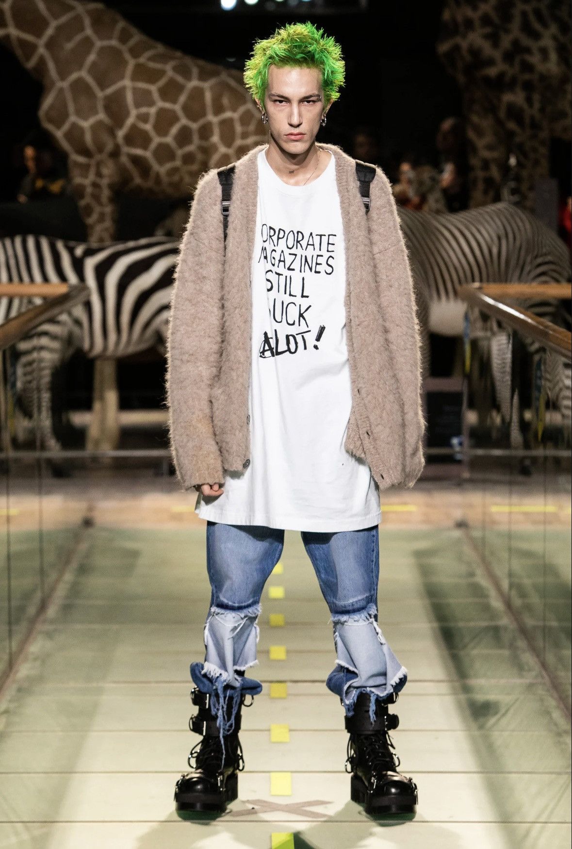 Vetements vetements five botton mohair cardigan kurt cobain Size US S / EU 44-46 / 1 - 1 Thumbnail