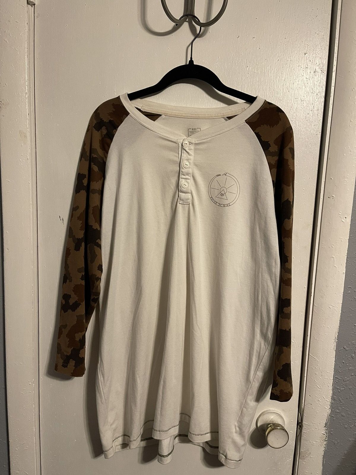 Poler Nike x Poler Ouroboros Longsleeve Tee Size US XL / EU 56 / 4 - 1 Thumbnail
