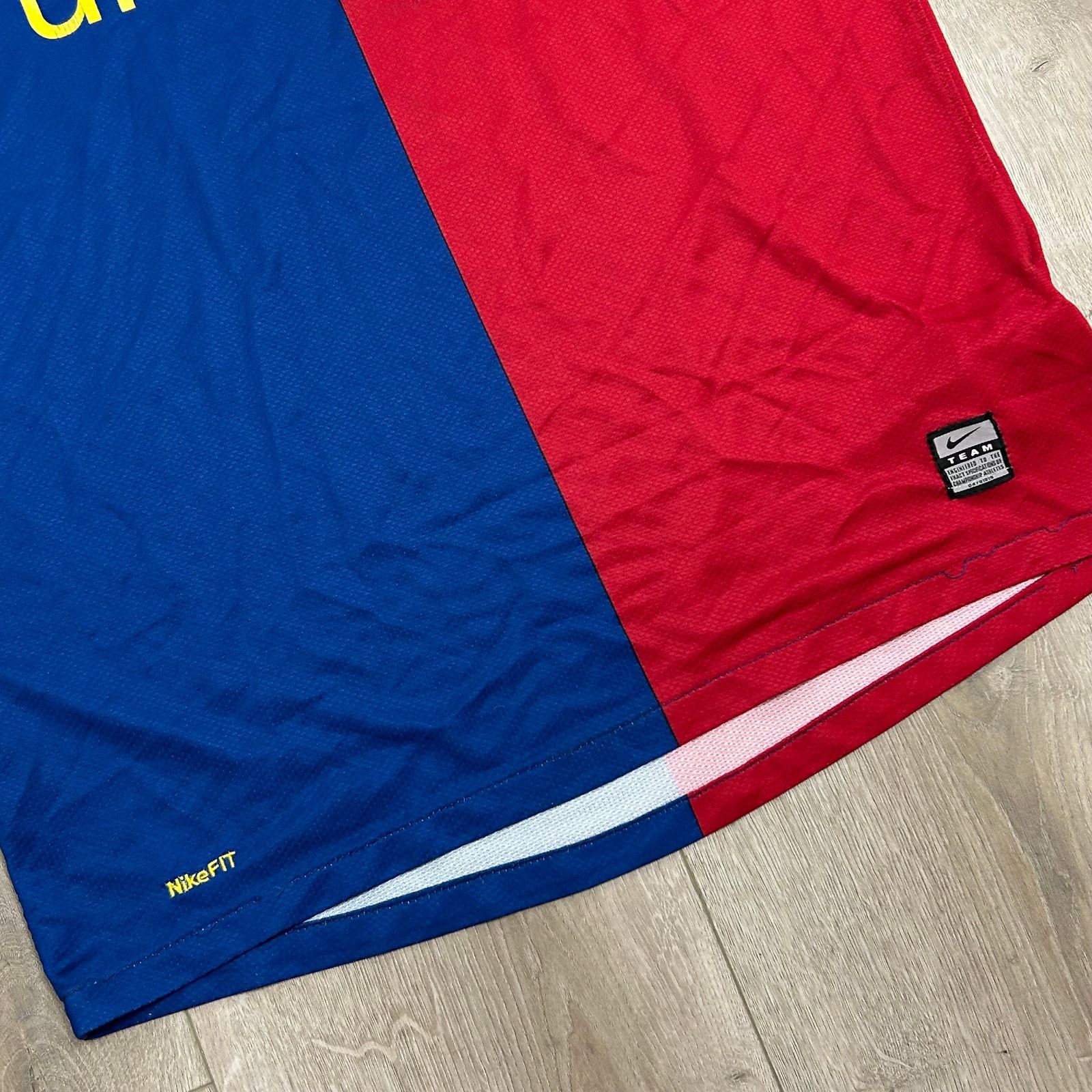 MLB Nike FC Barcelona 2008-09 home football shirt jersey size S Size US S / EU 44-46 / 1 - 4 Thumbnail