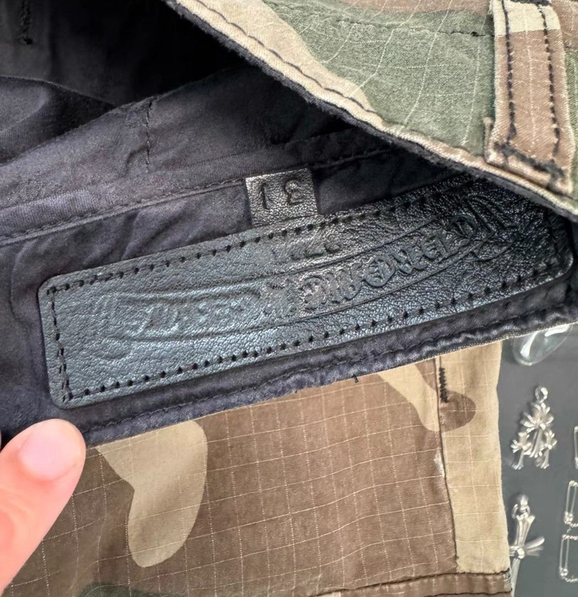 Chrome Hearts Camo cross patch cargo shorts Size US 31 - 6 Thumbnail