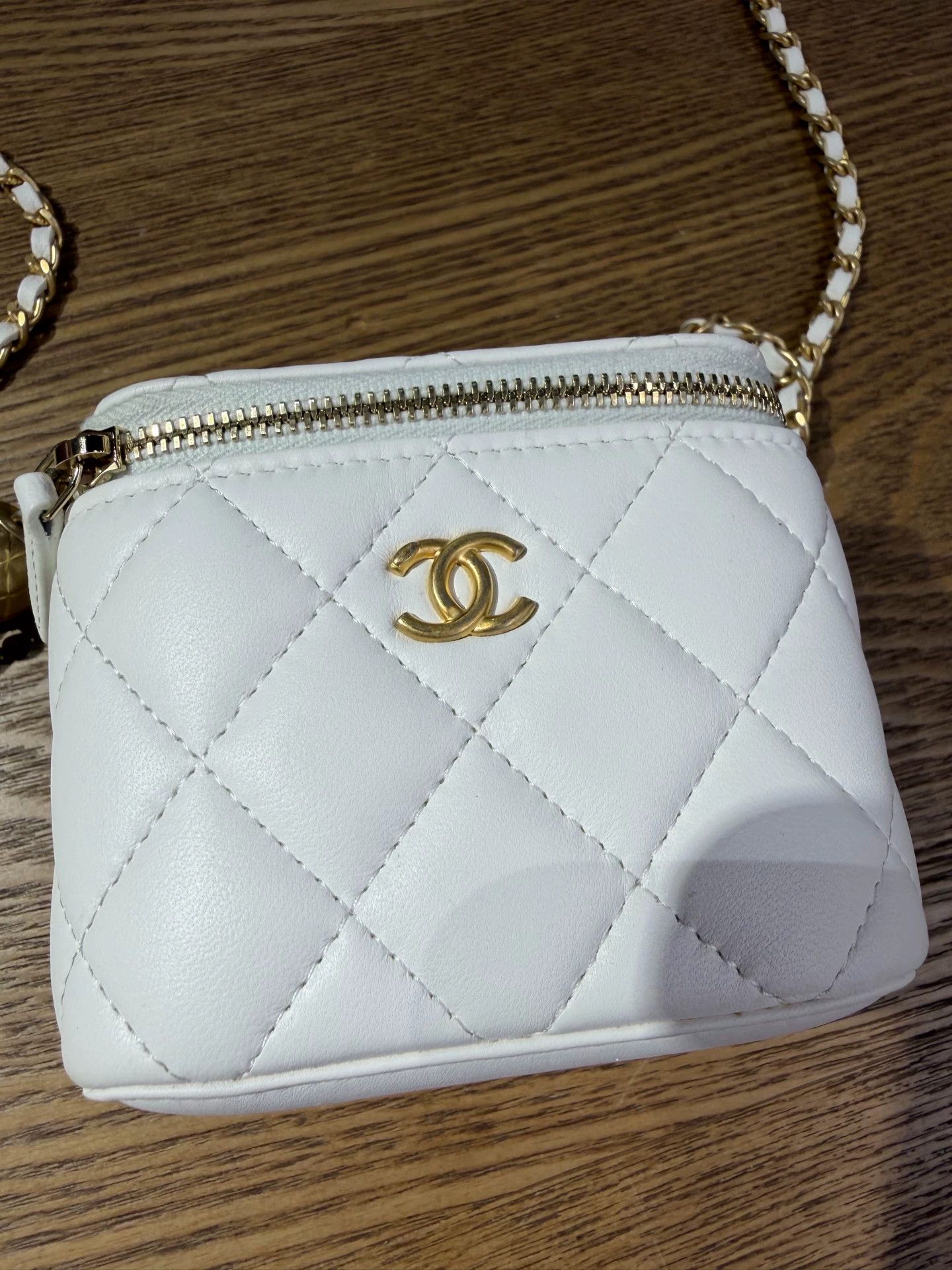 Chanel Chanel Crossbody Bag Lambskin 10x7x9cm Size ONE SIZE - 2 Thumbnail