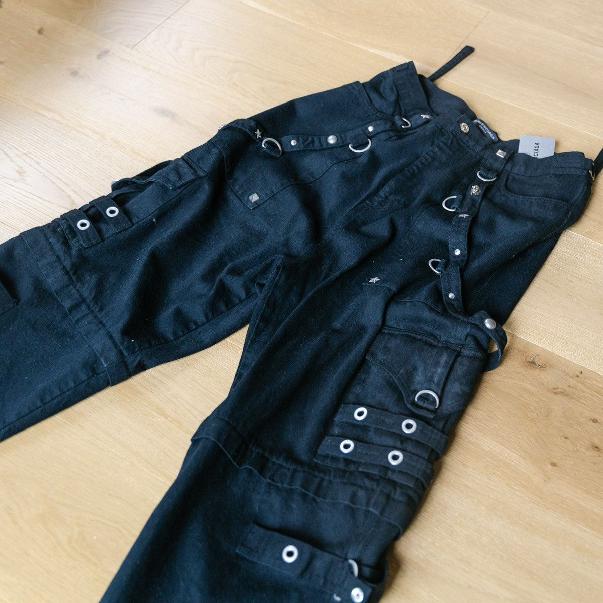 Balenciaga Balenciaga Raver Baggy Fit Japanese Denim Pants (Size 32) Size US 32 / EU 48 - 2 Thumbnail