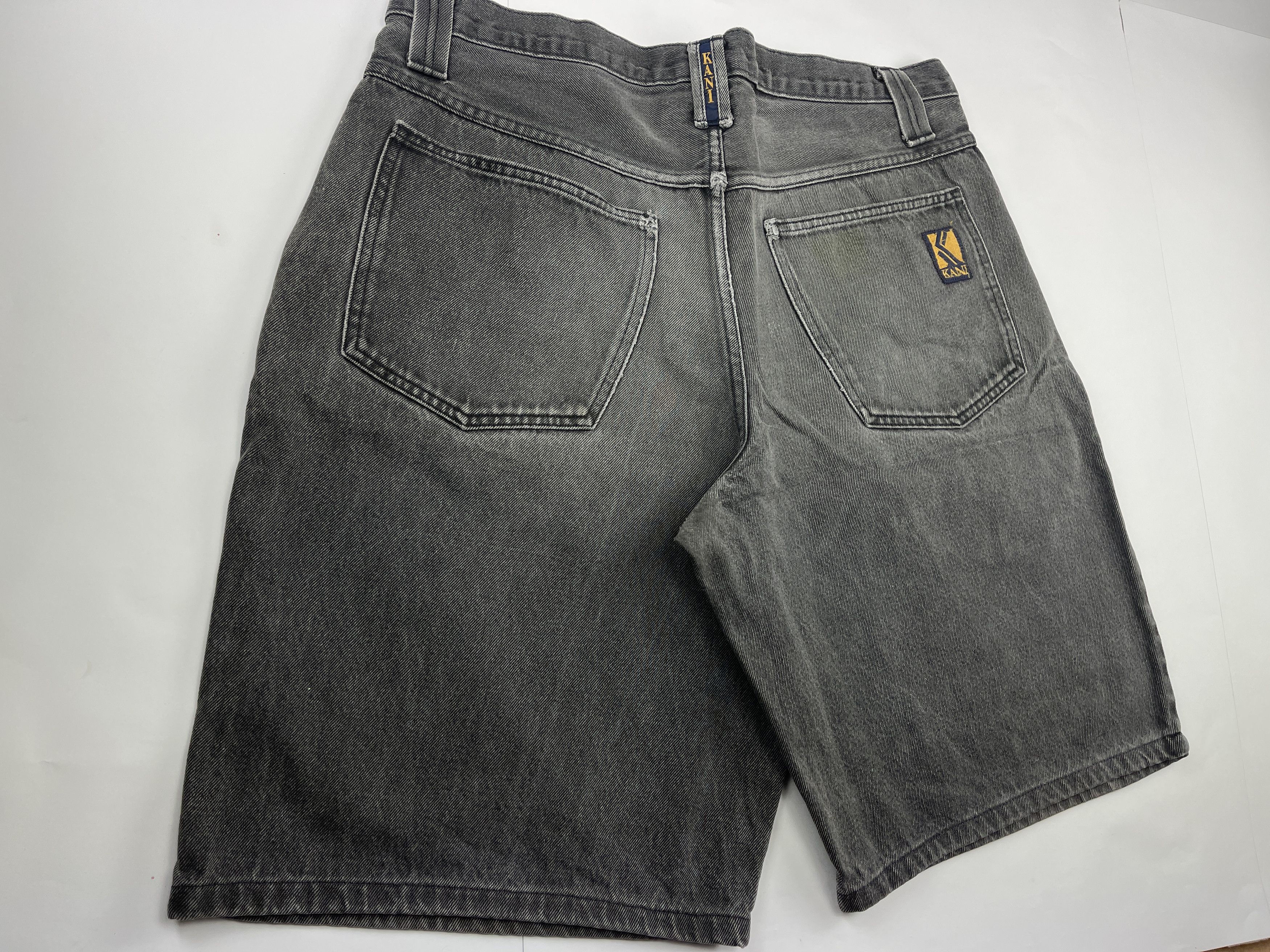 Karl Kani KARL KANI shorts, vintage hip hop baggy jeans, 90s size W 36 Size US 36 / EU 52 - 2 Thumbnail