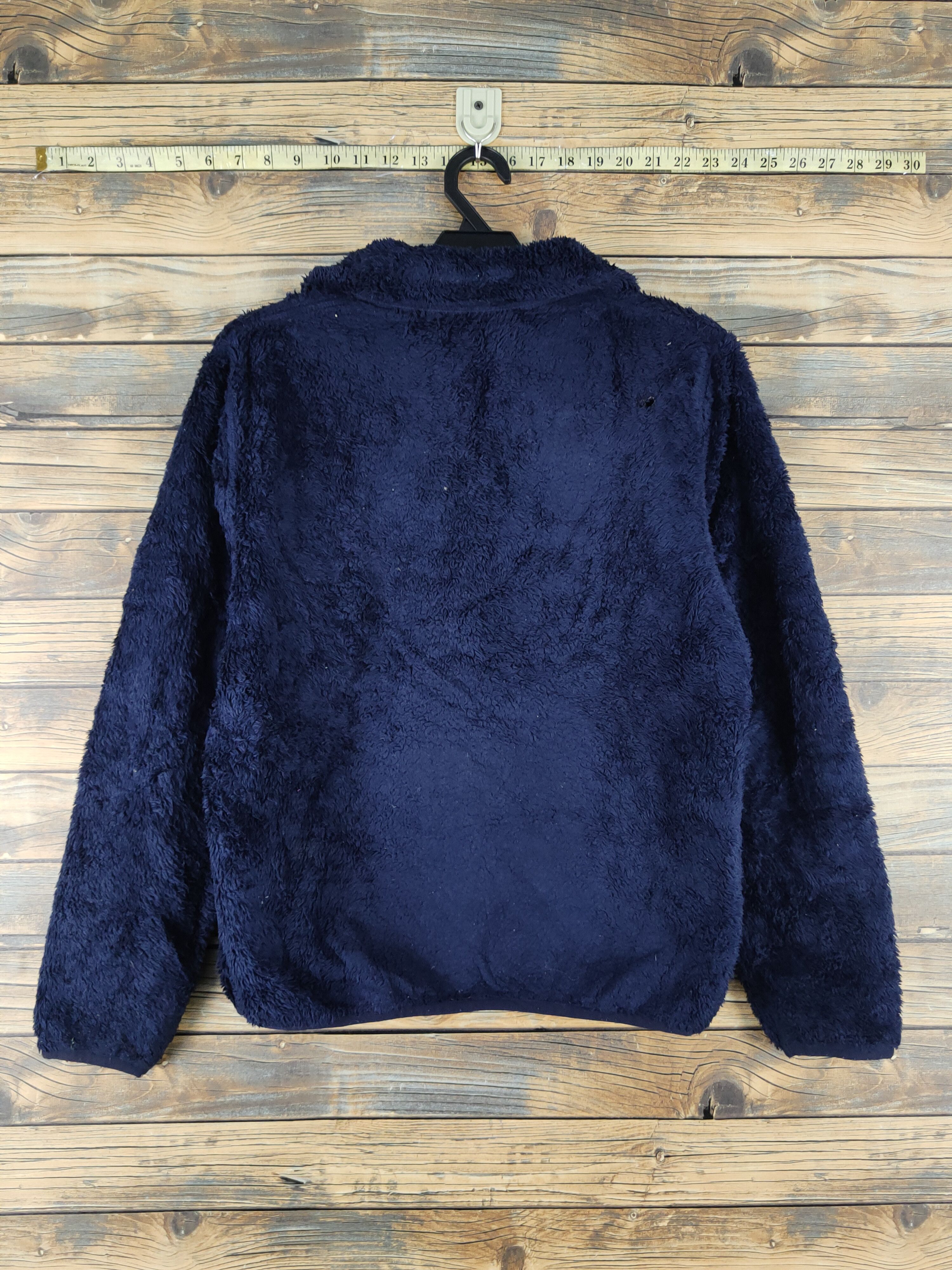 Japanese Brand Uniqlo Navy Fur Faux fleece Sweaters #W2056 Size US S / EU 44-46 / 1 - 7 Thumbnail