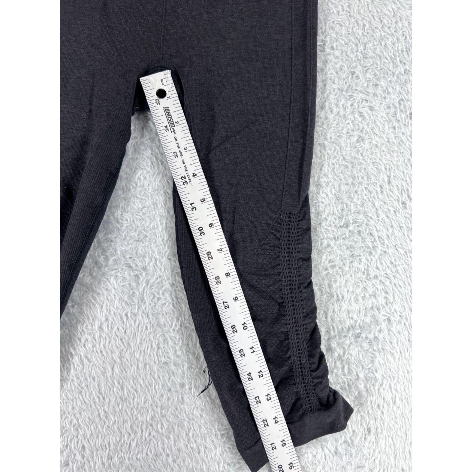 Lululemon Lululemon Pants Womens 2 Gray In The Flow Crop Ruched Gym Yoga Cropped Stretch Straight 2 Regular Womens Size 26" / US 2 / IT 38 - 5 Thumbnail