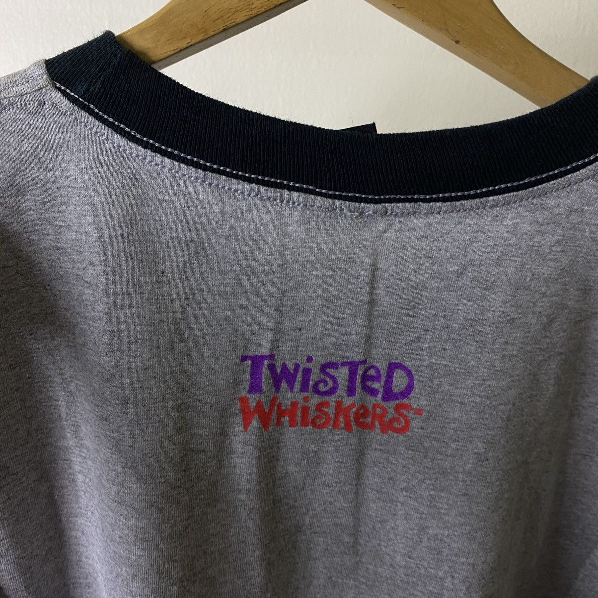 Vintage Vintage 2004 The Twisted Whiskers Animated Series Promo Tee Size US L / EU 52-54 / 3 - 6 Thumbnail