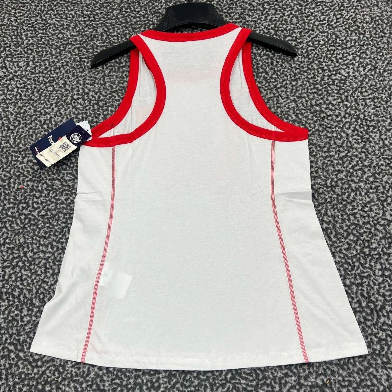 Other Wisconsin Badgers Shirt Women M Sleeveless Round Neck New Size M / US 6-8 / IT 42-44 - 3 Thumbnail