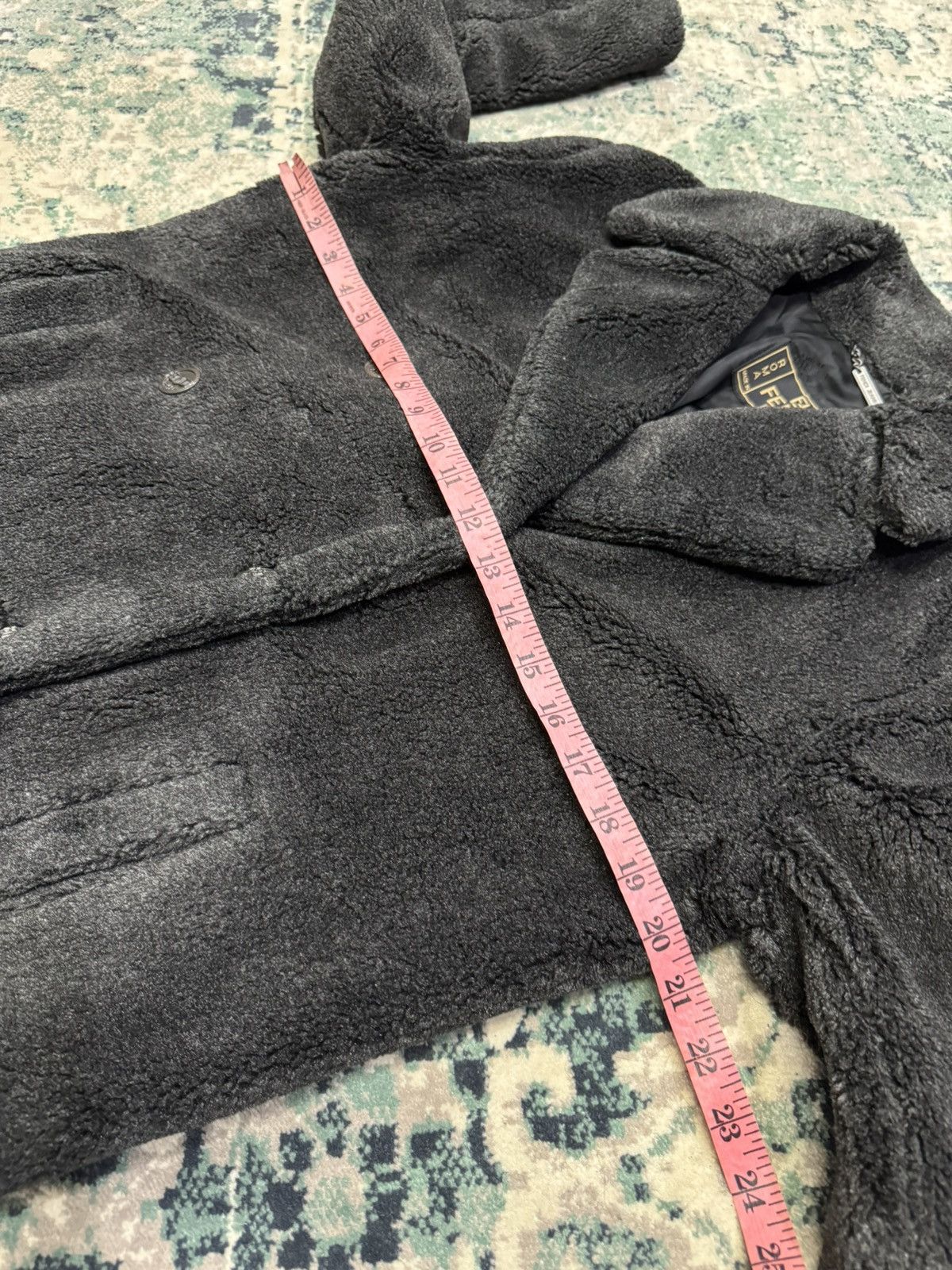 Fendi VINTAGE FENDI ROMA ITALY SHEARLING DOUBLE BREASTED JACKET Size US M / EU 48-50 / 2 - 10 Thumbnail