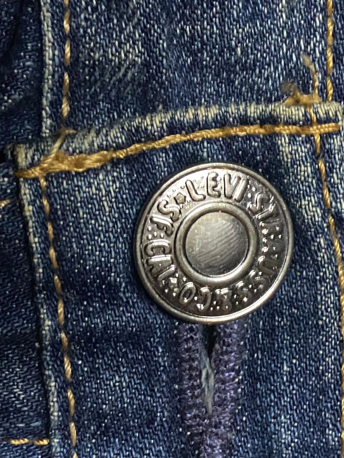 Levi's Vintage Levis Y2K Blue Wash Patches Distressed Loose Jeans Size US 32 / EU 48 - 11 Thumbnail