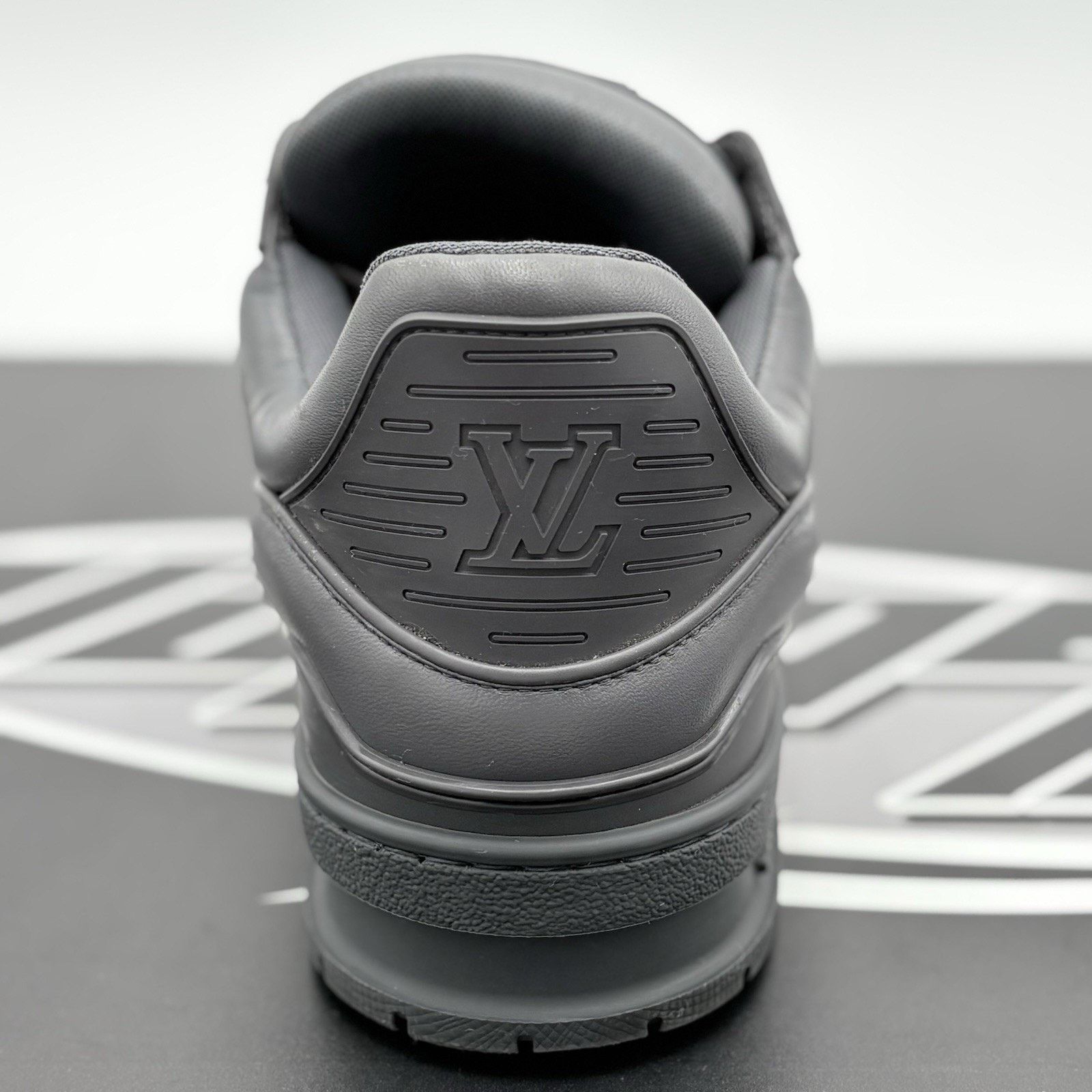 Louis Vuitton Louis Vuitton Maxi Trainer ' Dark Grey ' | SUPER CLEAN! Size US 8.5 / EU 41-42 - 3 Thumbnail