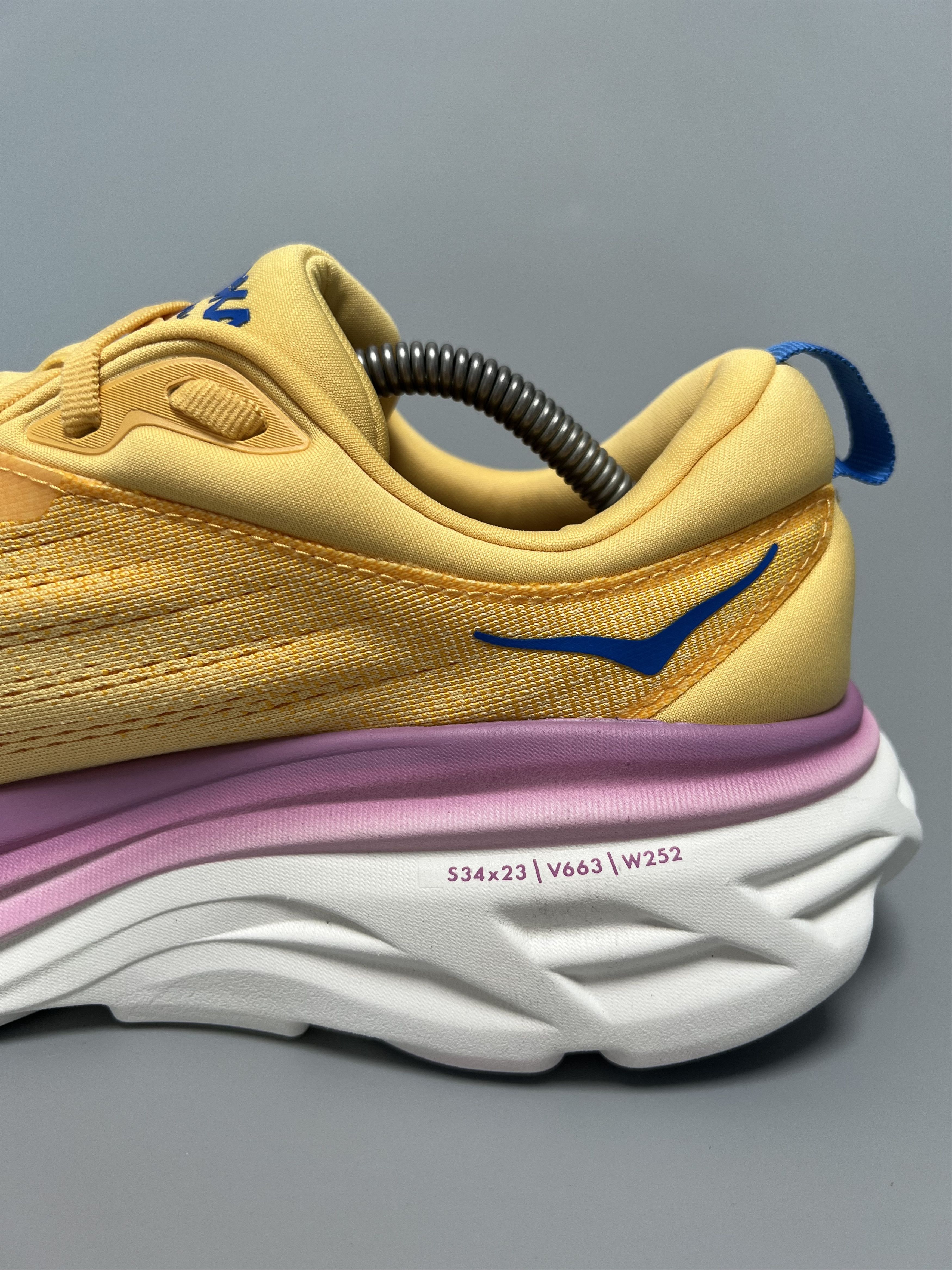 Hoka Hoka One One Bondi 8 Running Shoes Walking Gym 1127952-ICYC Size US 10.5 / IT 40.5 - 11 Thumbnail