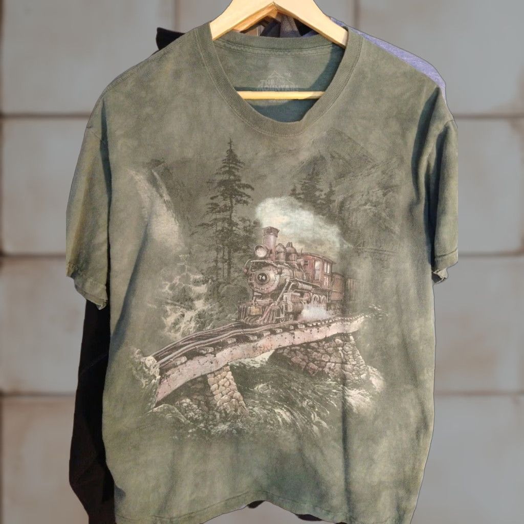 The Mountain VINTAGE The Mountain All Over Print Railroad Locomotive T-Shirt Size L Green Tie-dye Mens Size US L / EU 52-54 / 3 - 1 Thumbnail