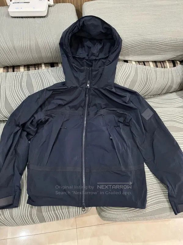 Burberry Burberry Men's L Size Deep Blue Jacket. Size US L / EU 52-54 / 3 - 3 Thumbnail